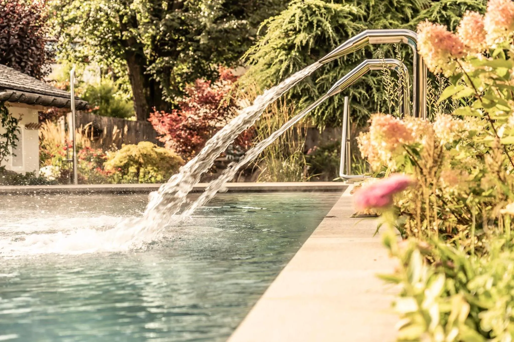 Swimming pool in Hotel Luna Mondschein