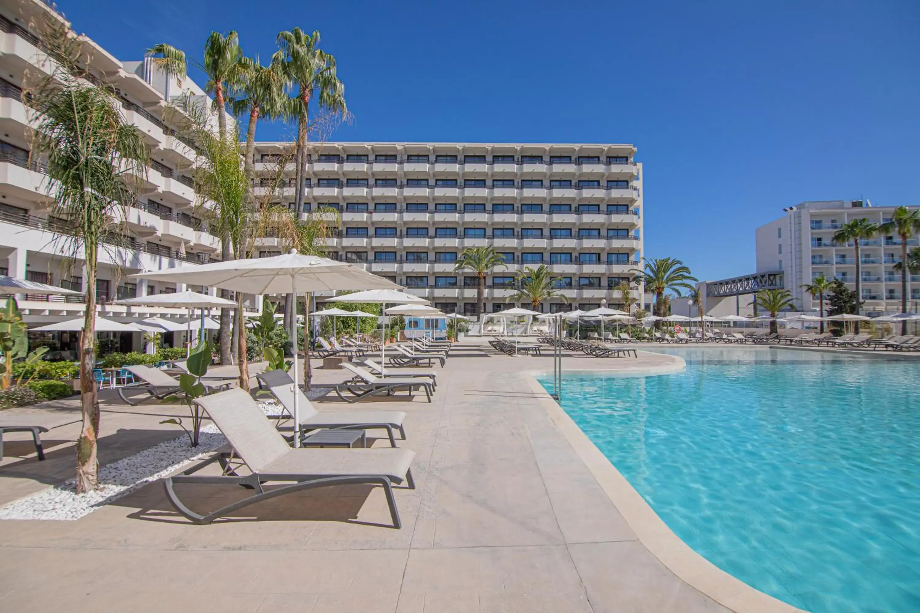 Property building in INNSiDE by Meliá Alcudia Property building in INNSiDE by Meliá Alcudia