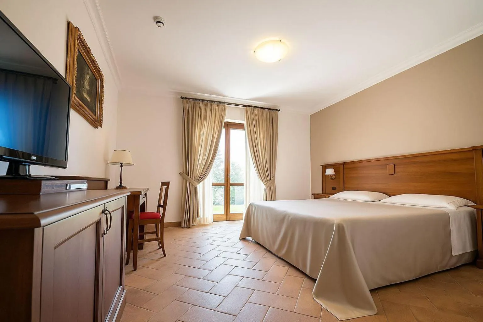 Bedroom, Bed in Grand Hotel Vigna Nocelli