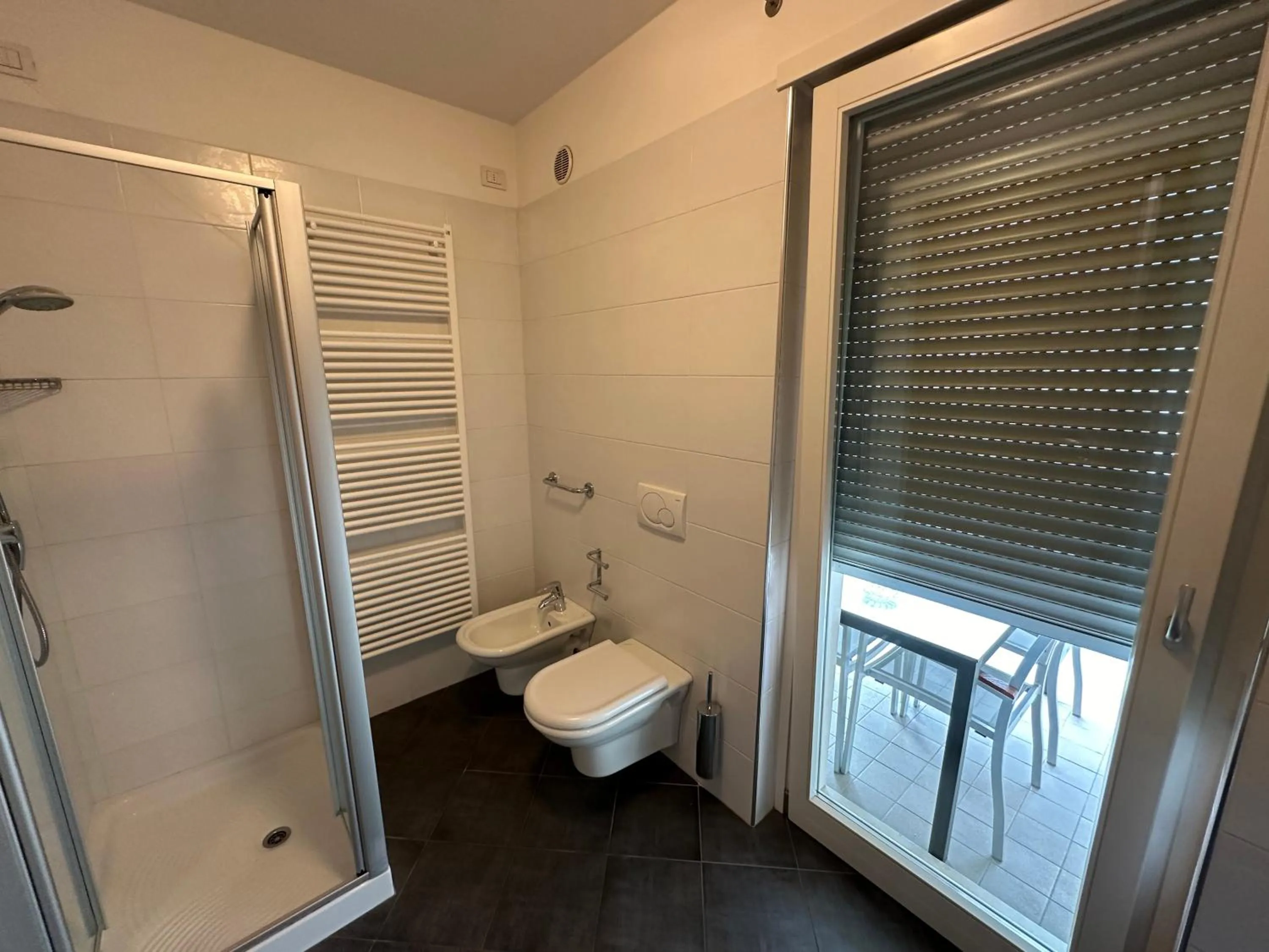 Shower in 4 Limoni Apartment Resort