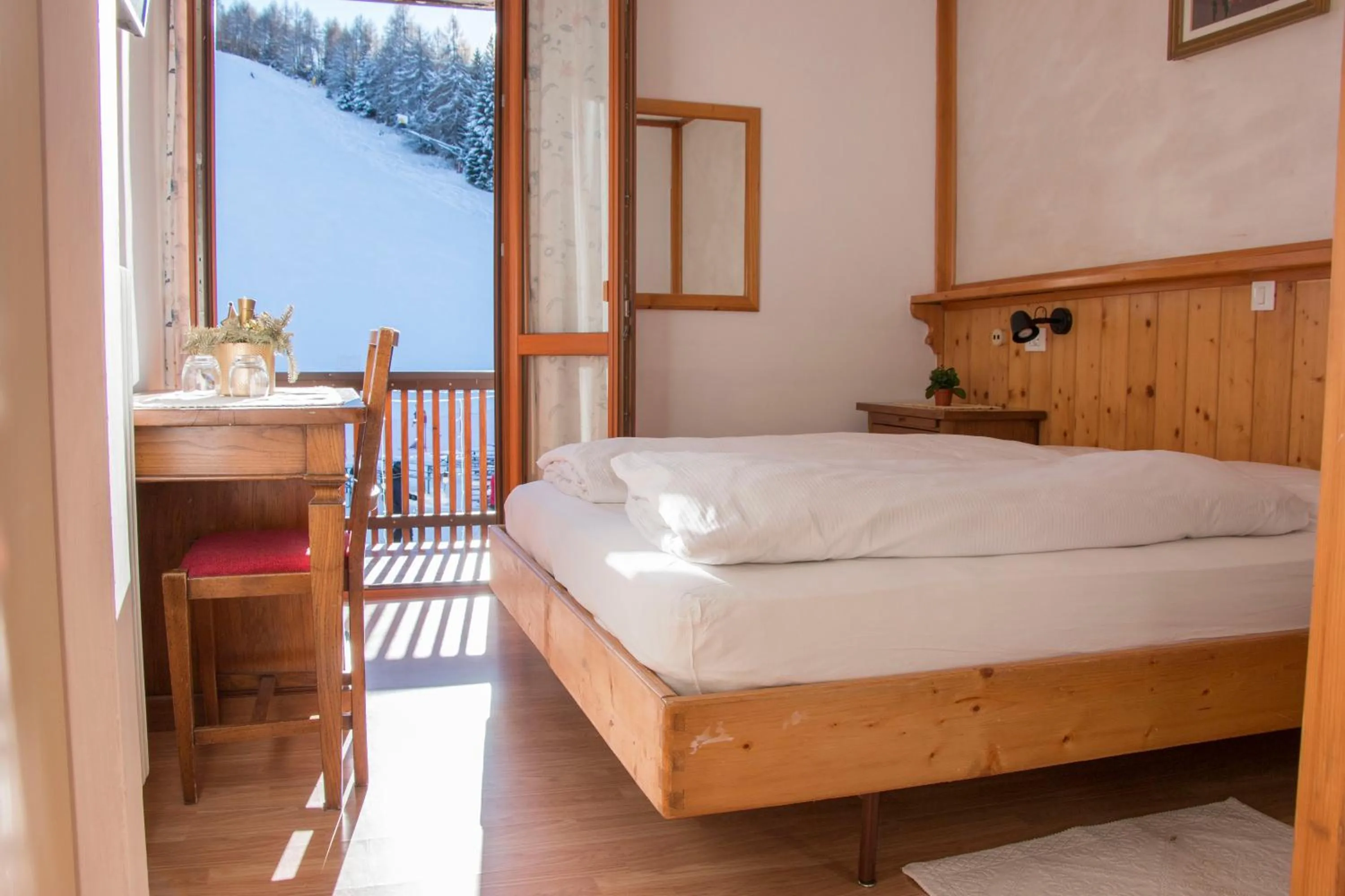 Bed in Hotel Cristallo