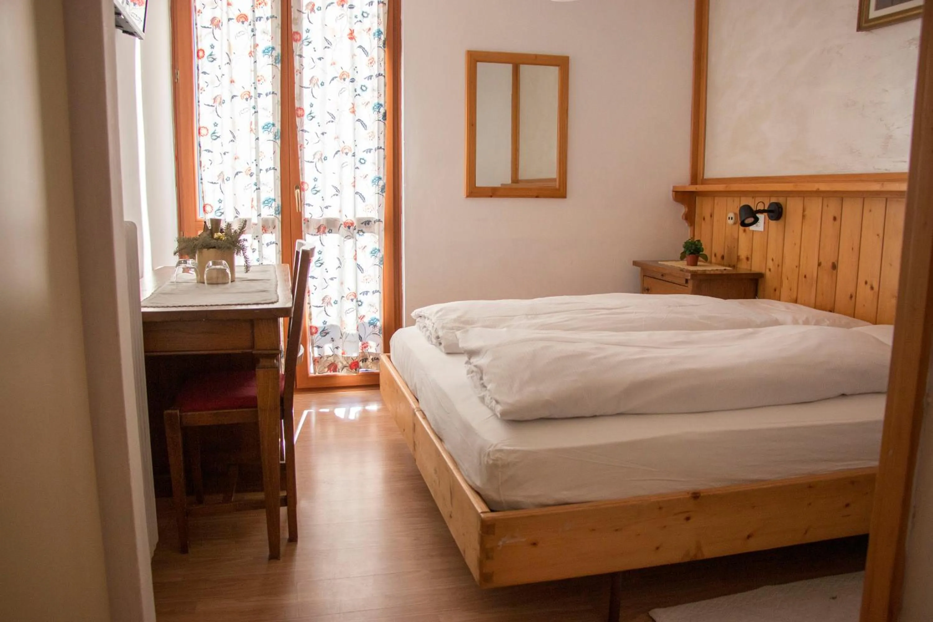 Bed in Hotel Cristallo