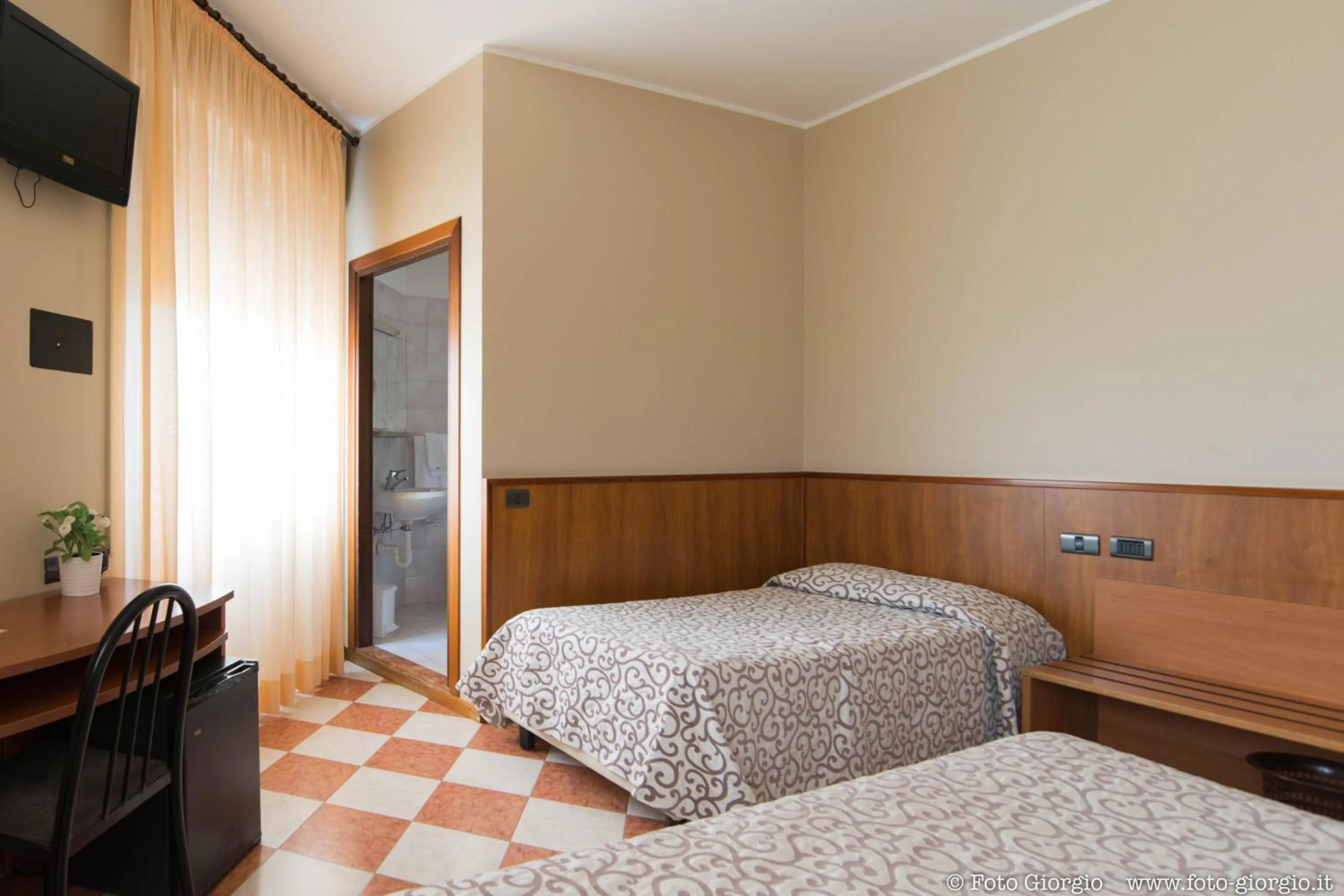 Photo of the whole room, Bed in Hotel Daina