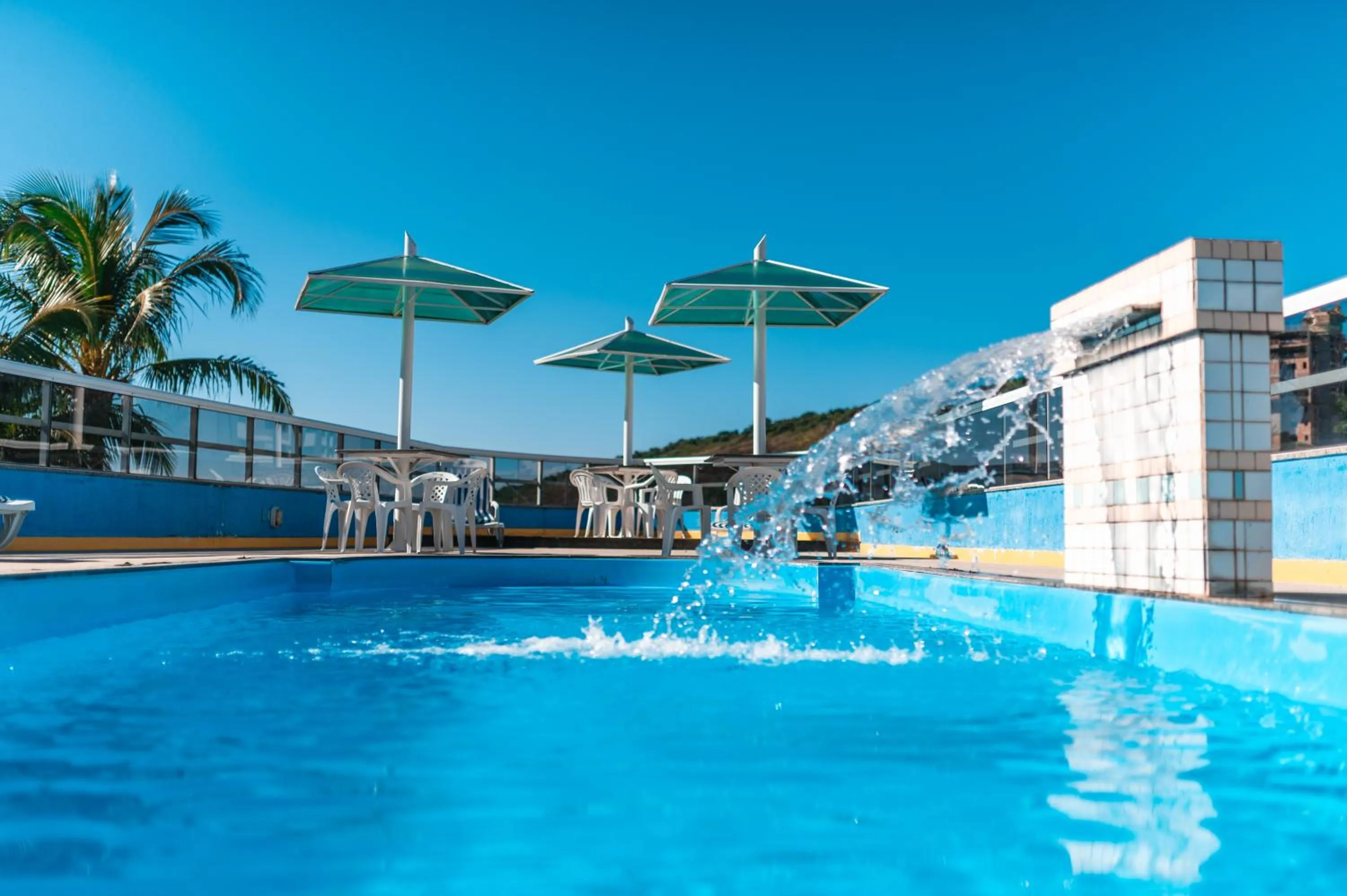 Swimming pool in Fragata Hotel