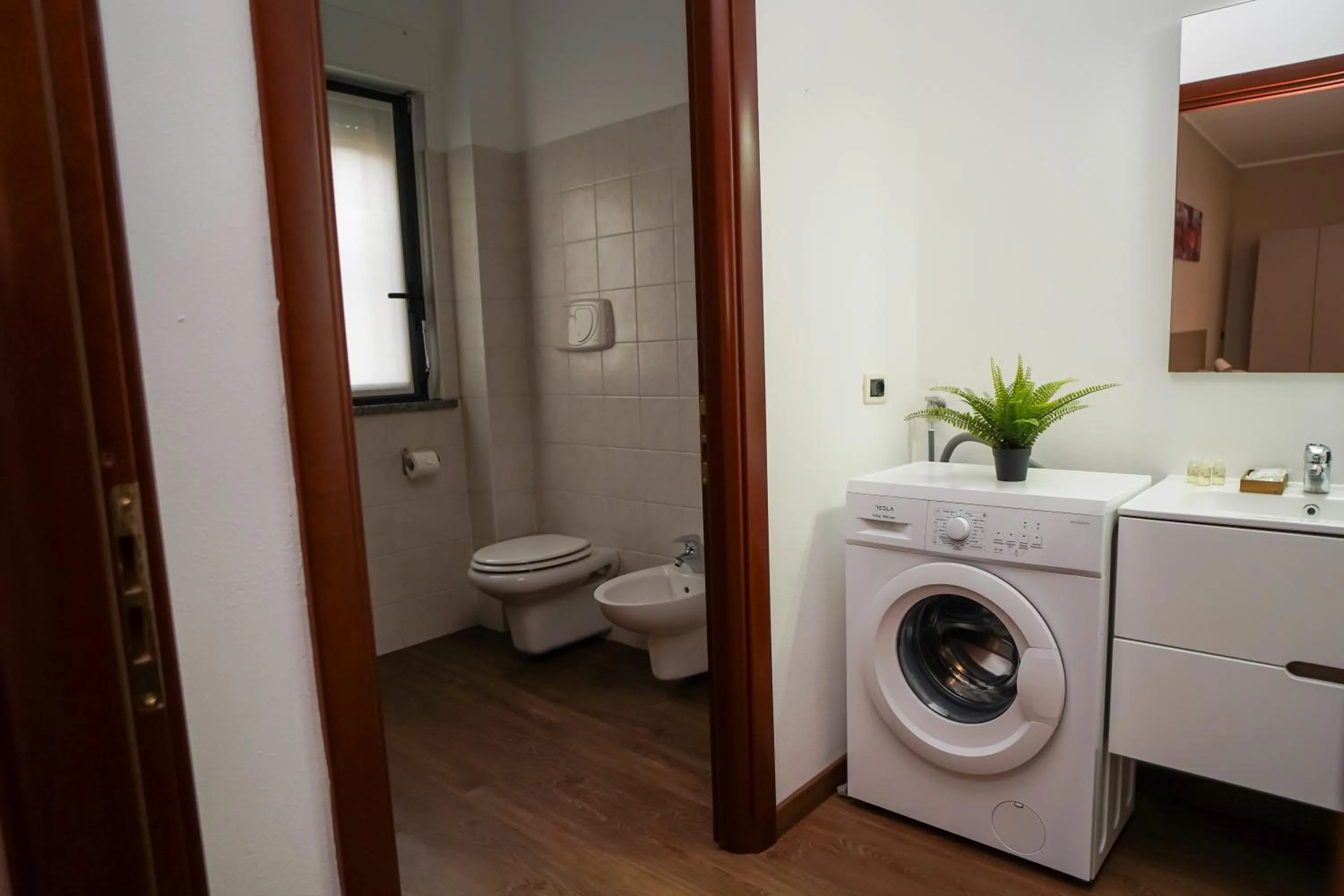 Toilet in Bnbook Expo Residence Rho