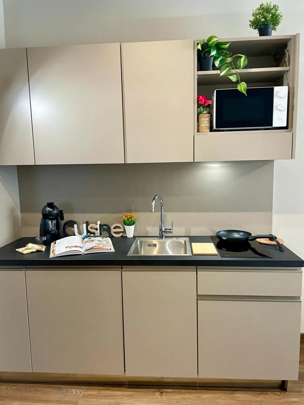 Kitchen or kitchenette in Bnbook Expo Residence Rho