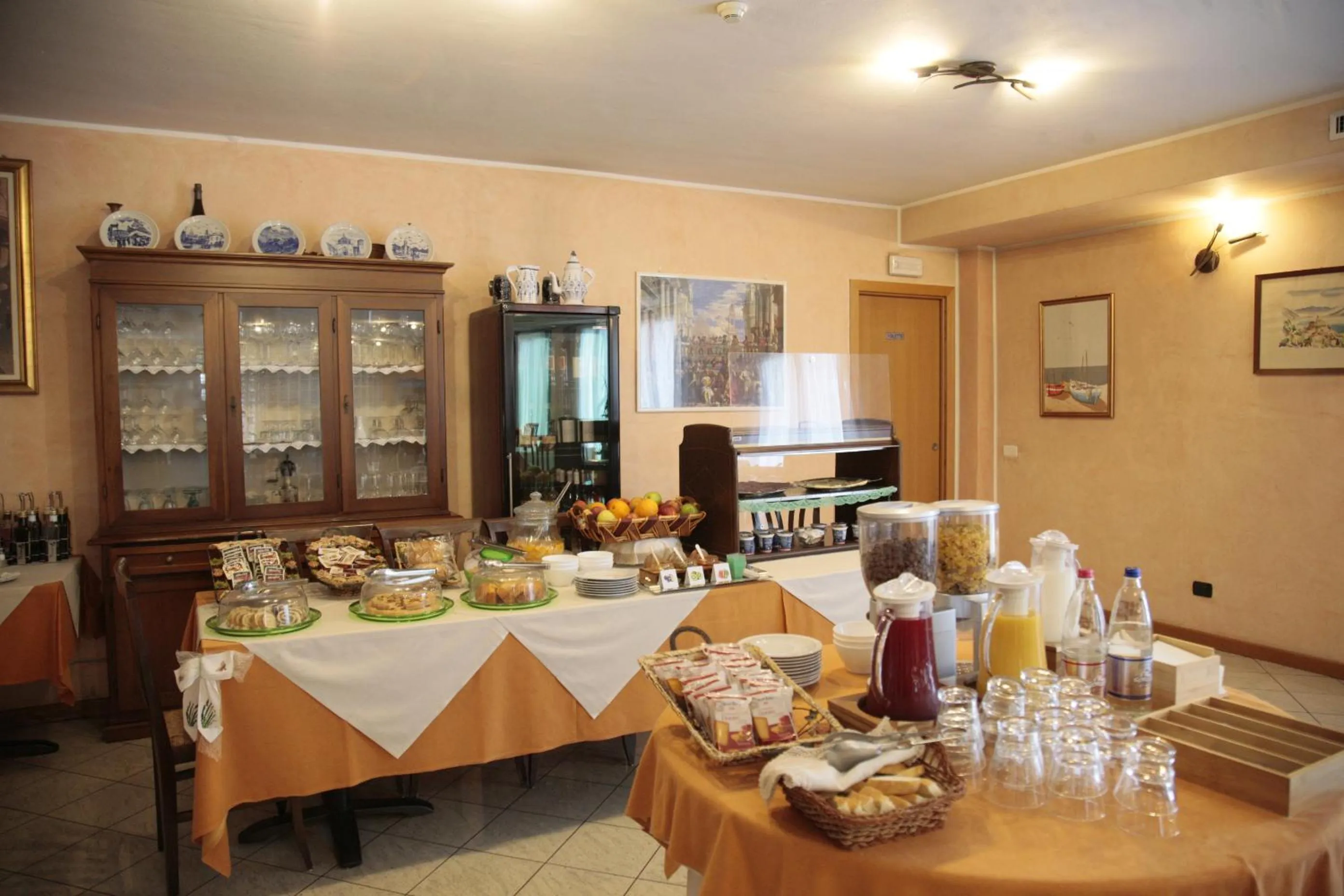 Breakfast in Hotel Il Canneto