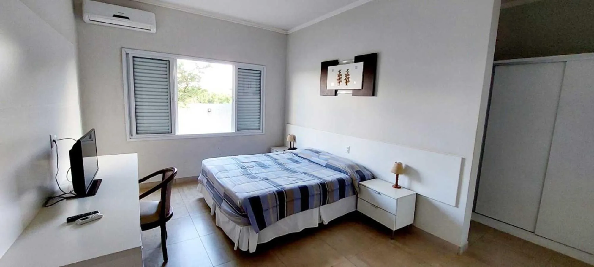 Photo of the whole room, Bed in Habitat Prime Hotel