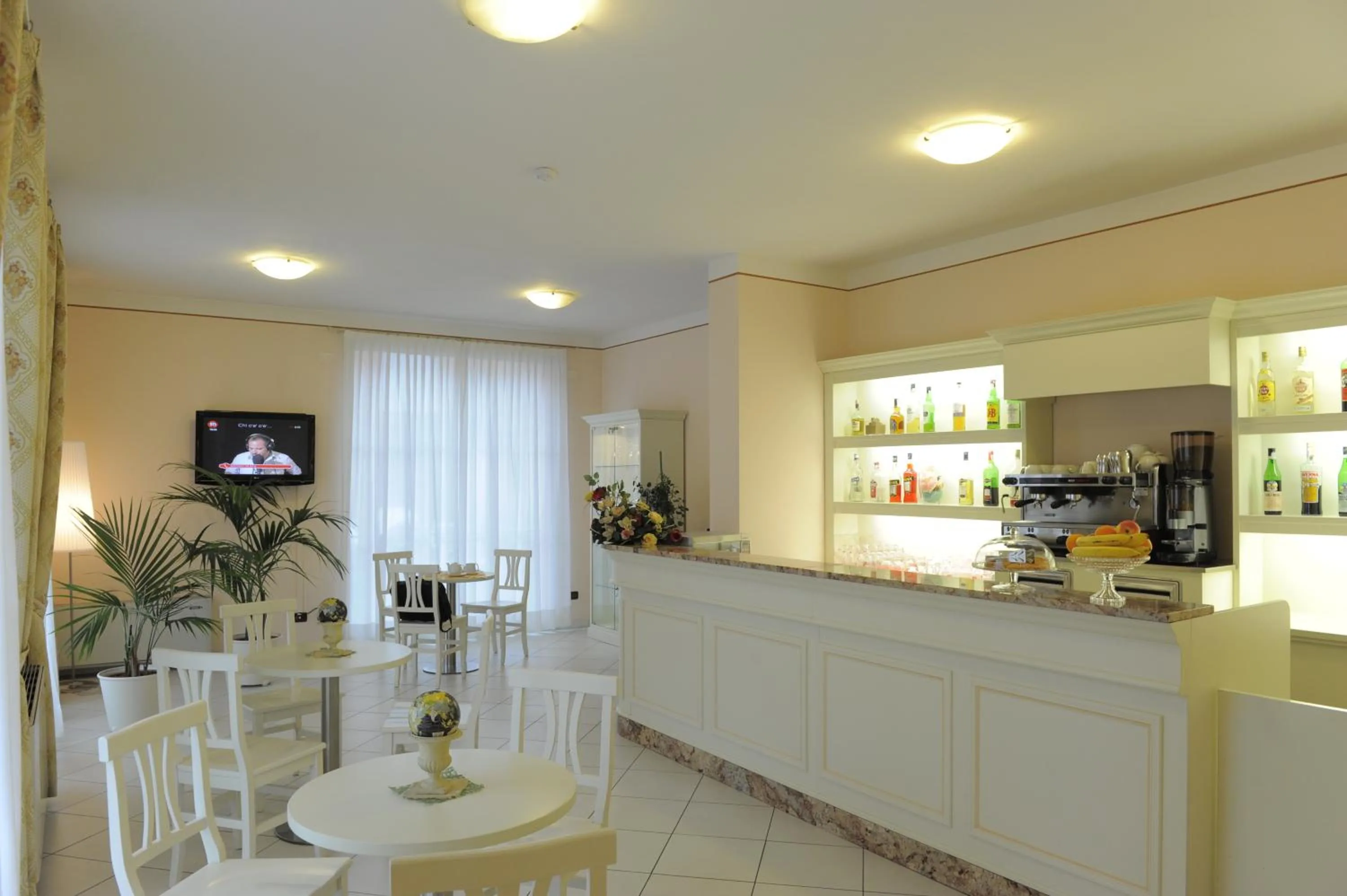 Lounge or bar in Hotel Plazza