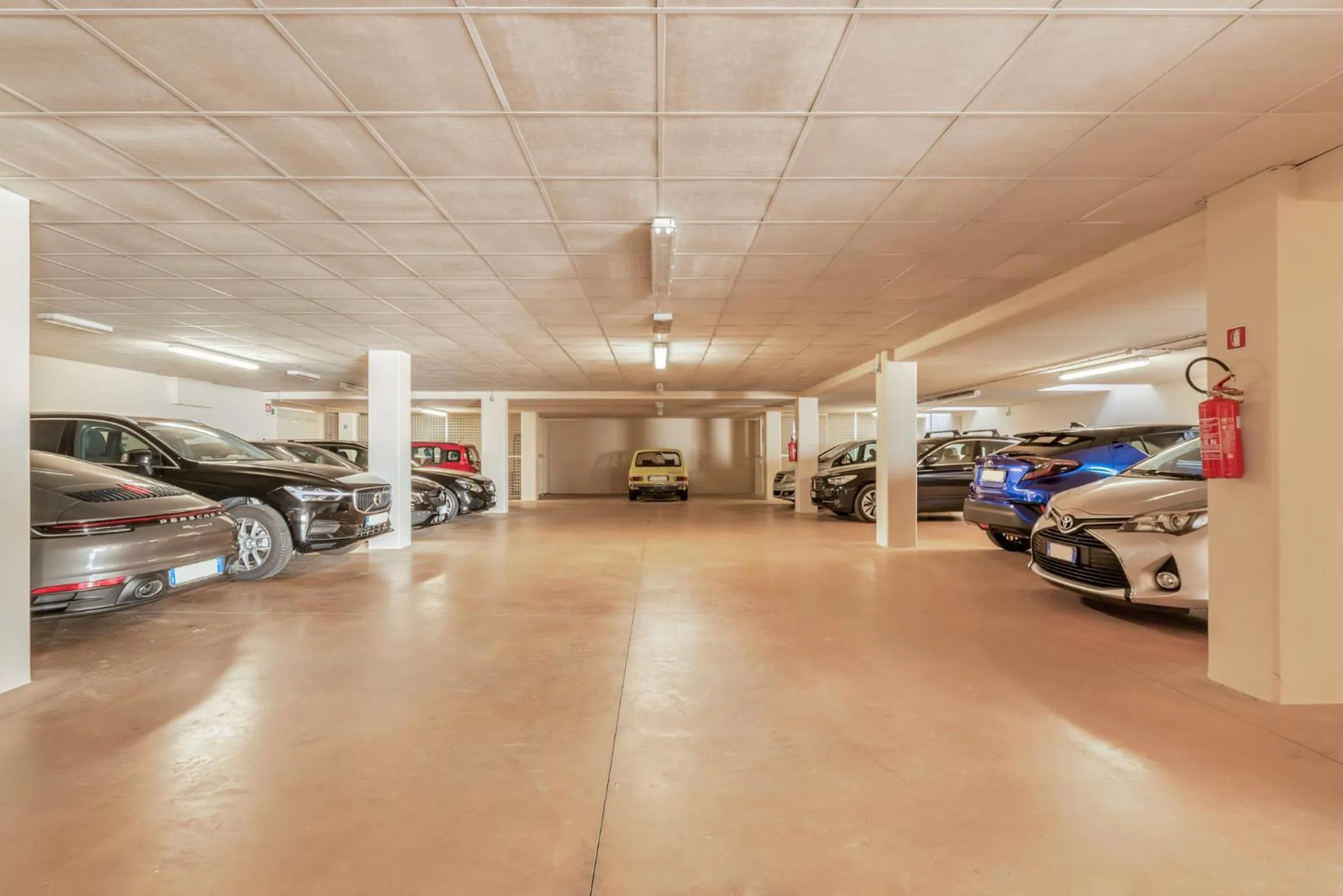 Parking in Hotel & Residence Exclusive