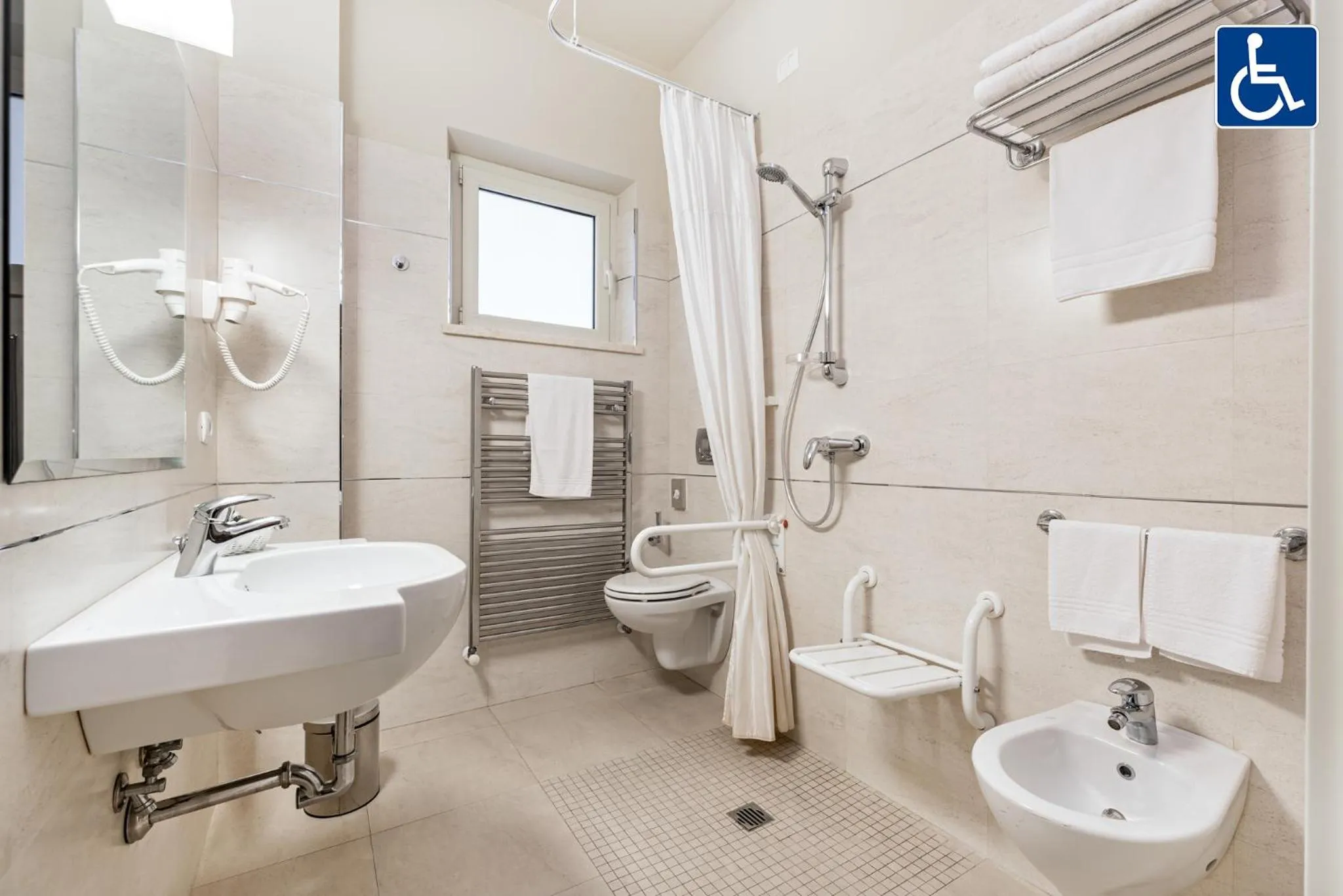 Bathroom in Hotel & Residence Exclusive