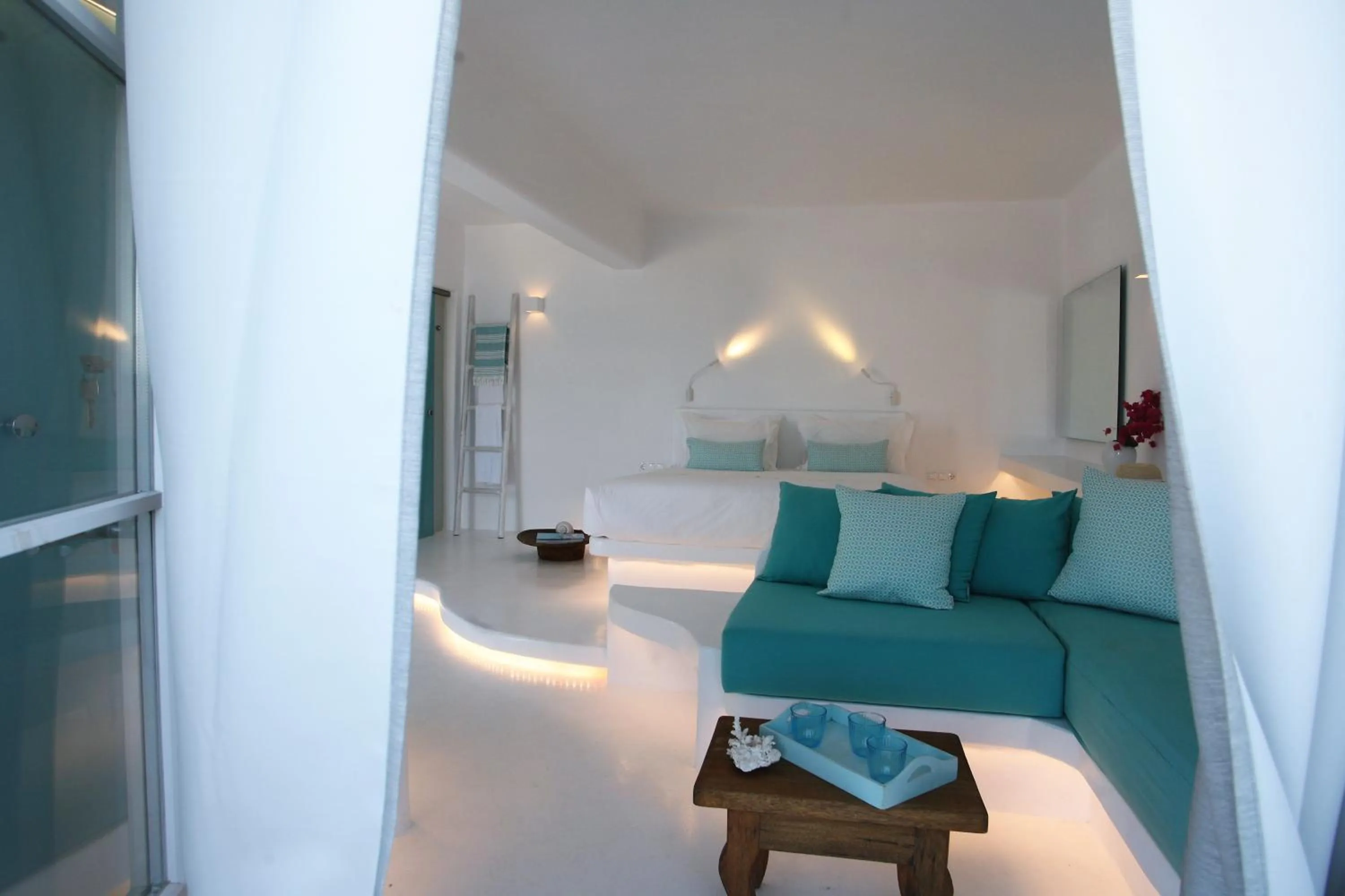 Bed in Mykonos Moussa