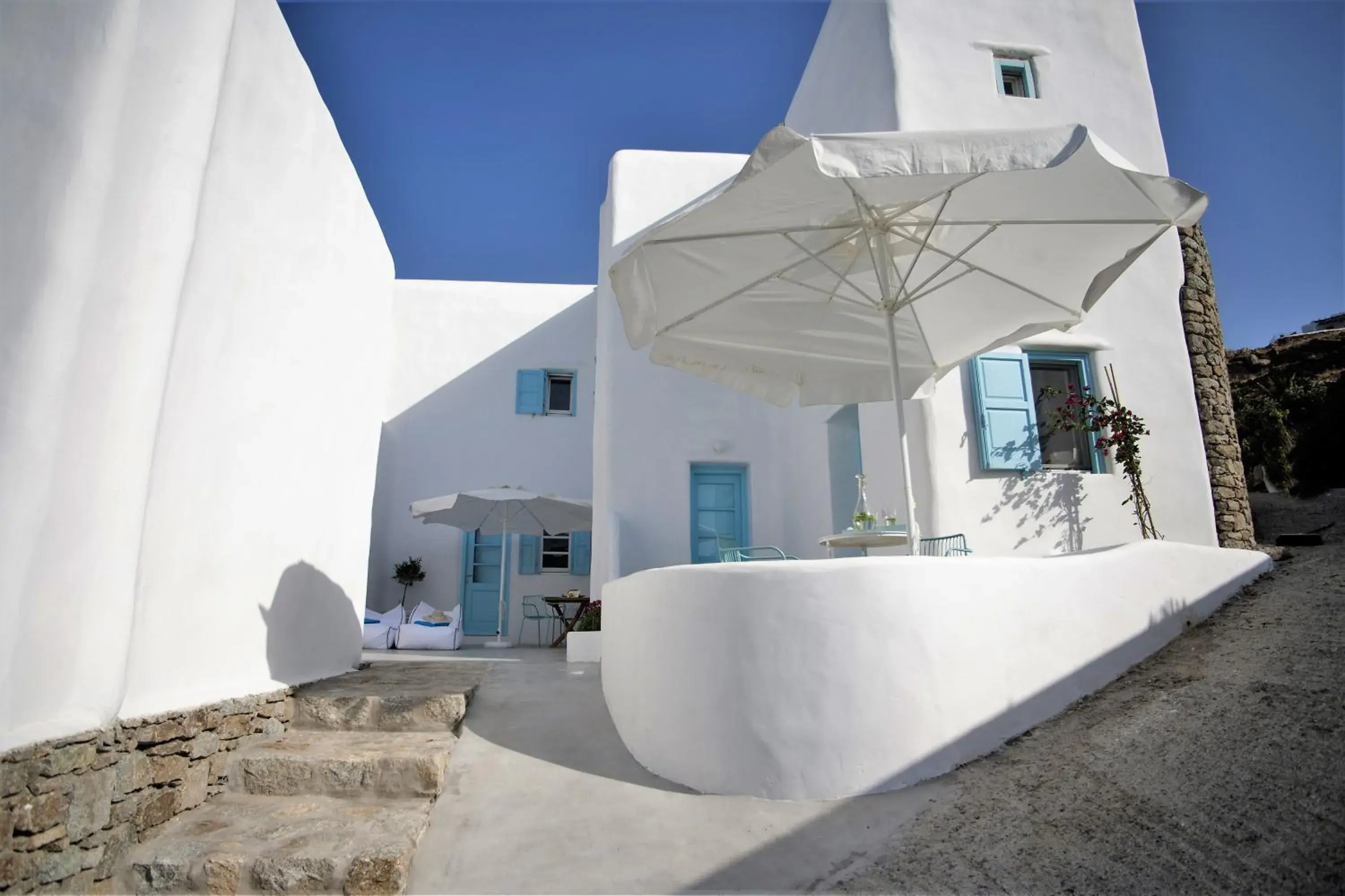 Property building in Mykonos Moussa Property building in Mykonos Moussa