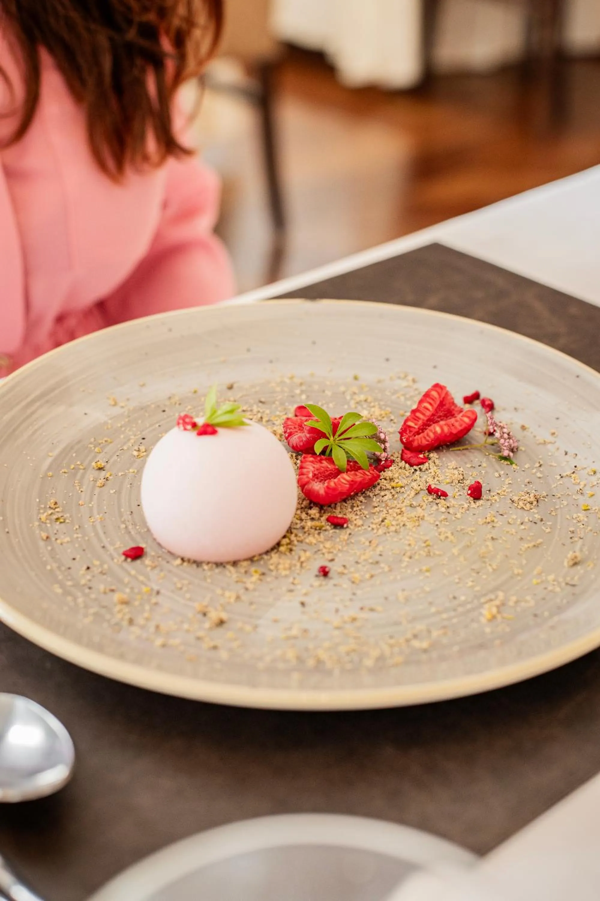 Restaurant/places to eat in Kristallhotel Corona-Krone