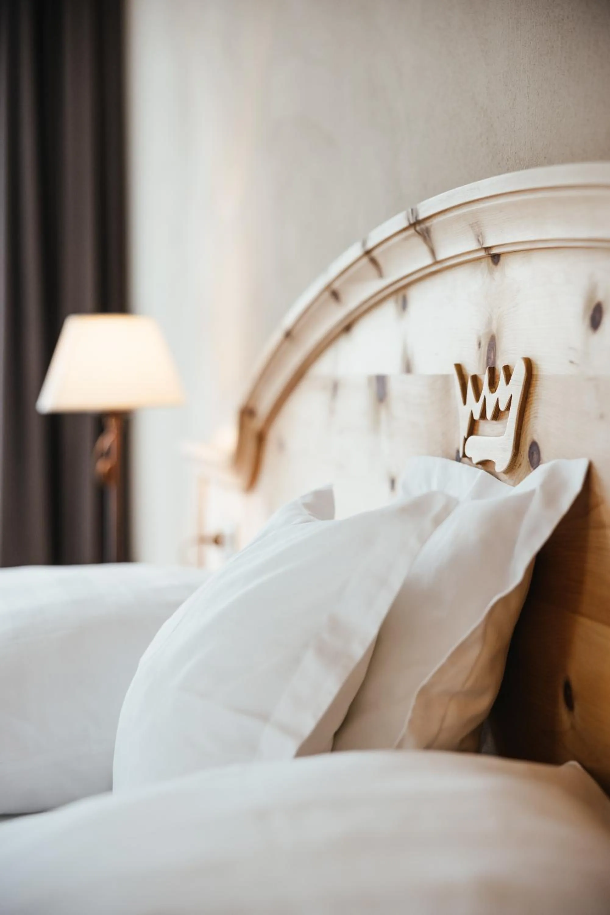 Bed in Kristallhotel Corona-Krone