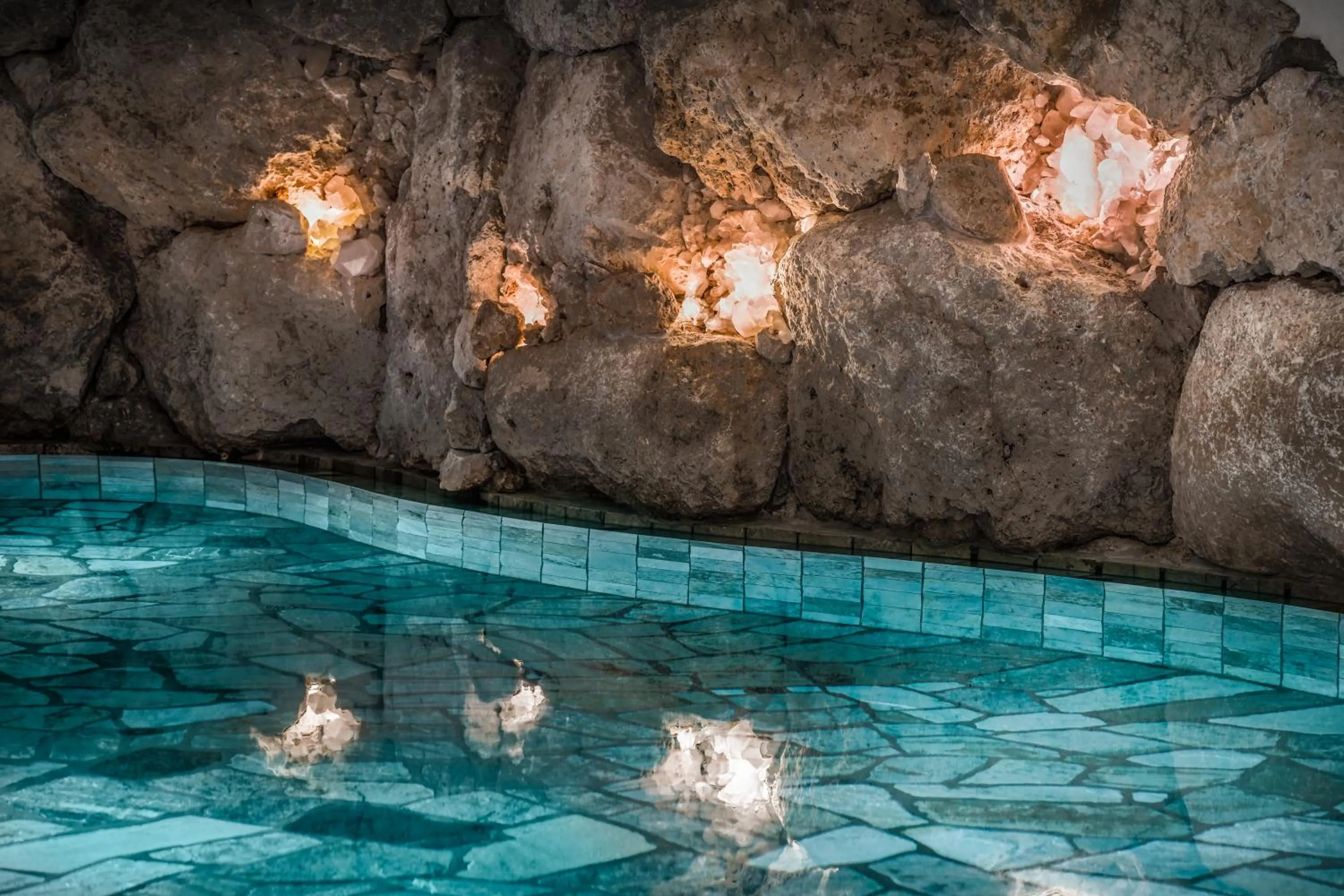 Hot Tub in Kristallhotel Corona-Krone