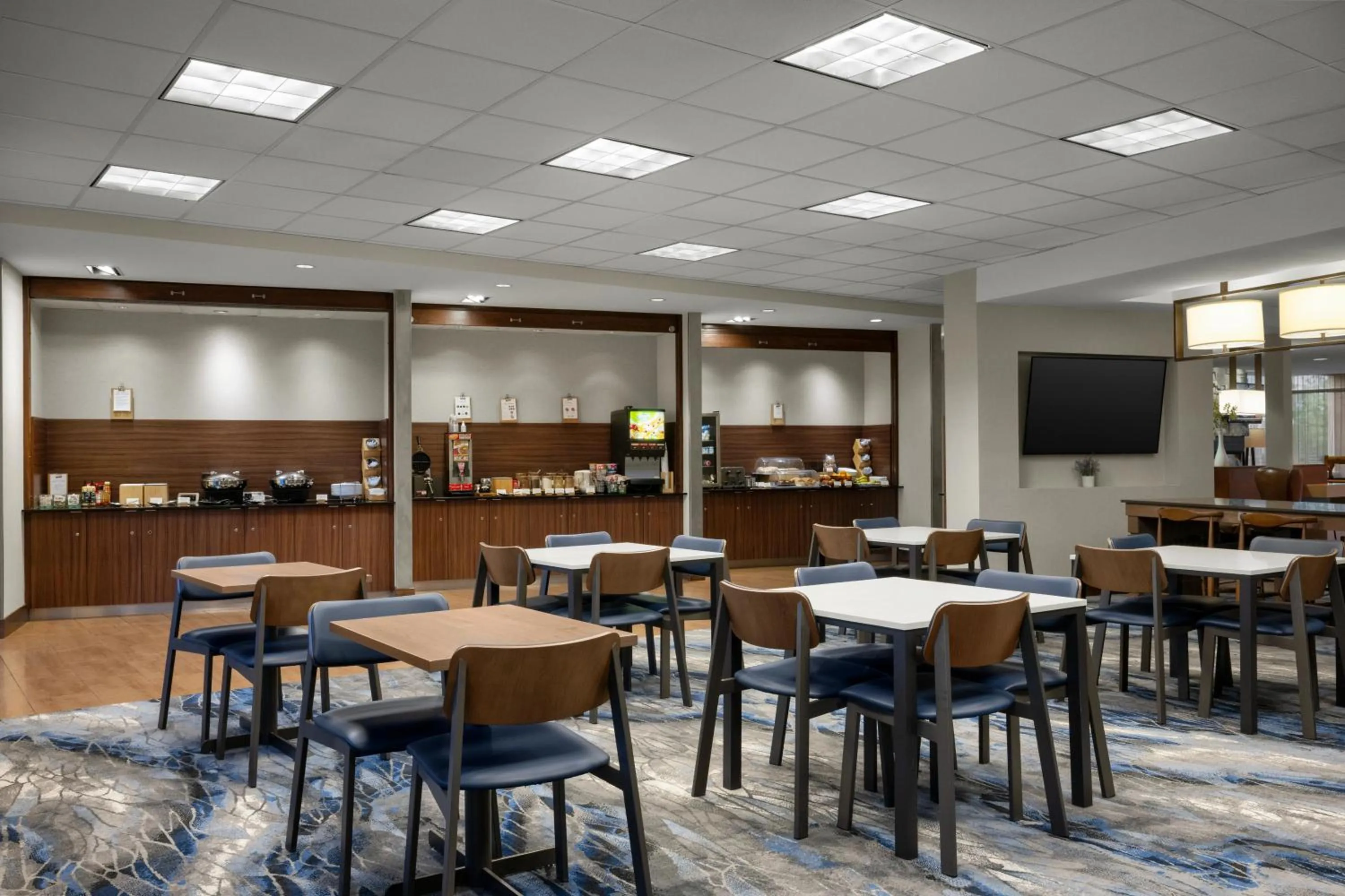 Breakfast in Fairfield Inn & Suites by Marriott Salt Lake City Midvale