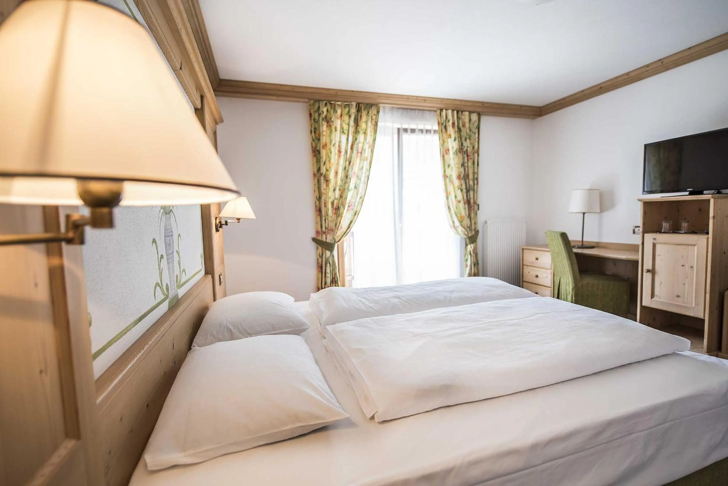 Bed in Hotel Cristallo