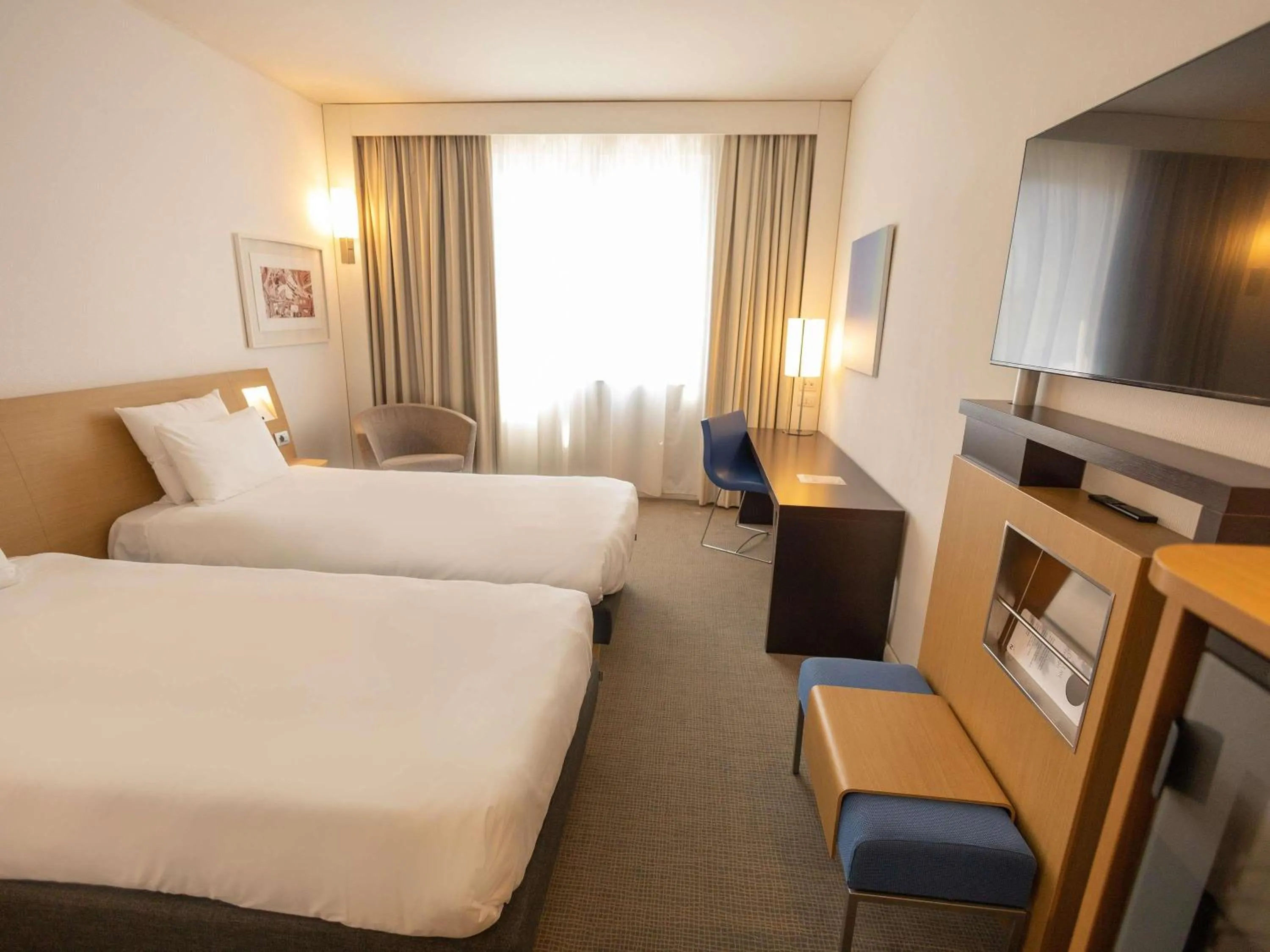 Bedroom, Bed in Novotel Salerno Est Arechi