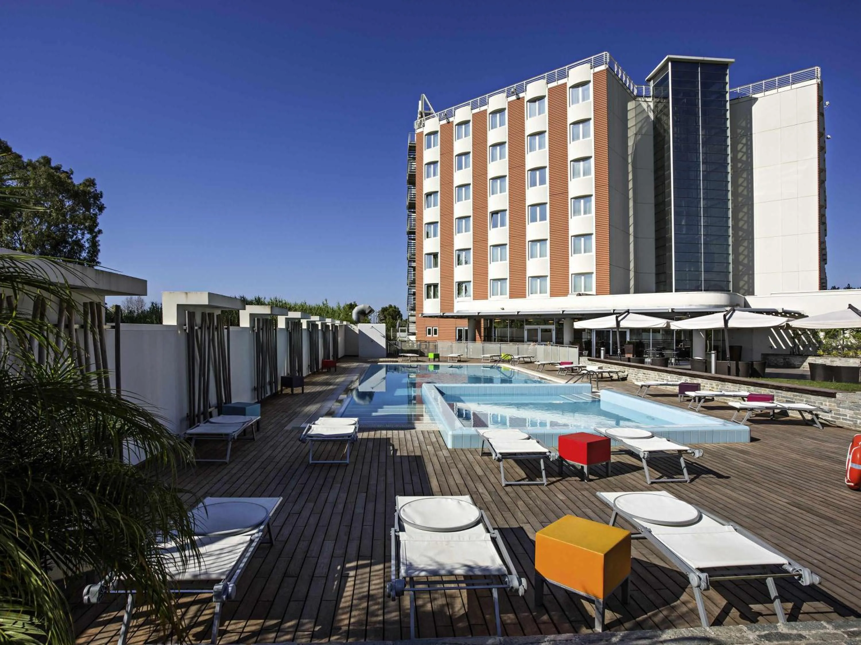 Property building in Novotel Salerno Est Arechi