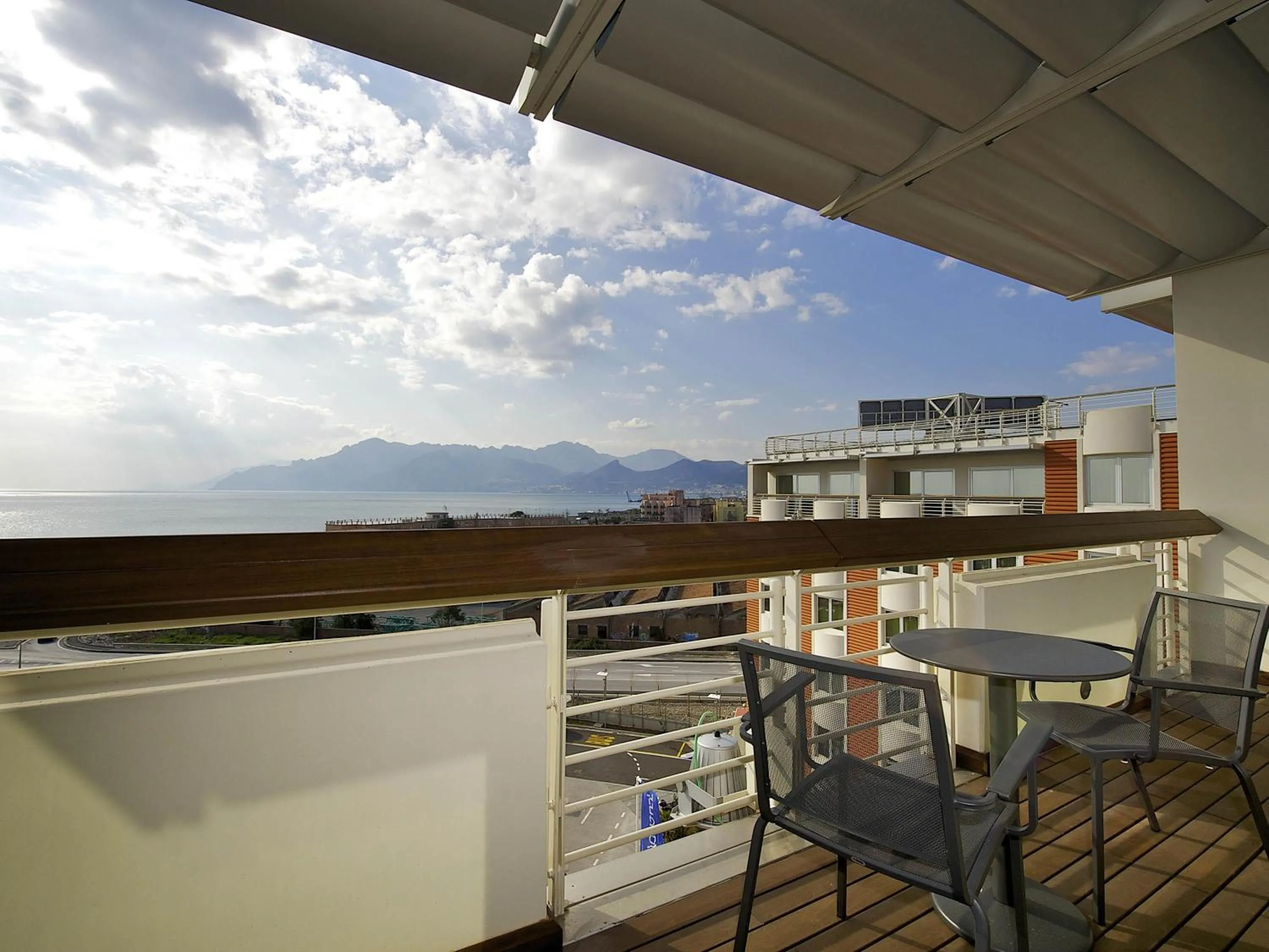 Photo of the whole room in Novotel Salerno Est Arechi