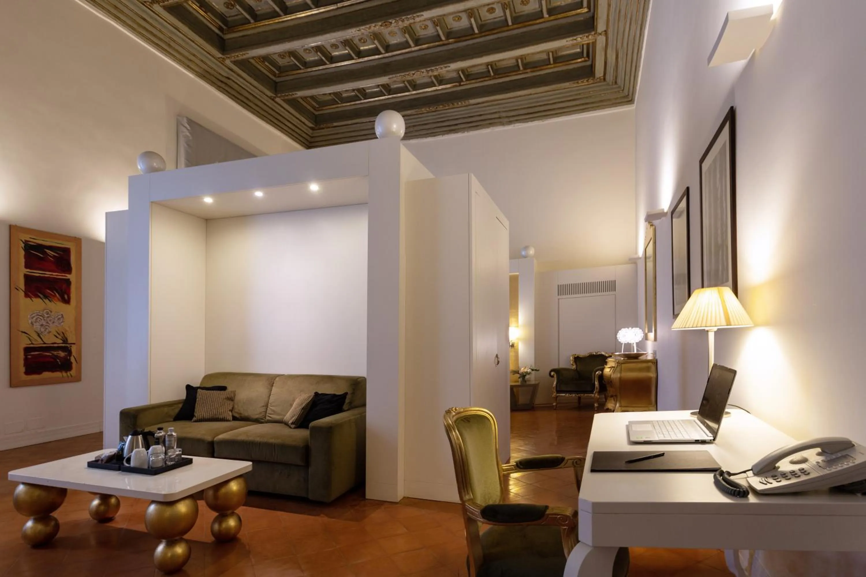 Bedroom in Palazzo Caracciolo Naples