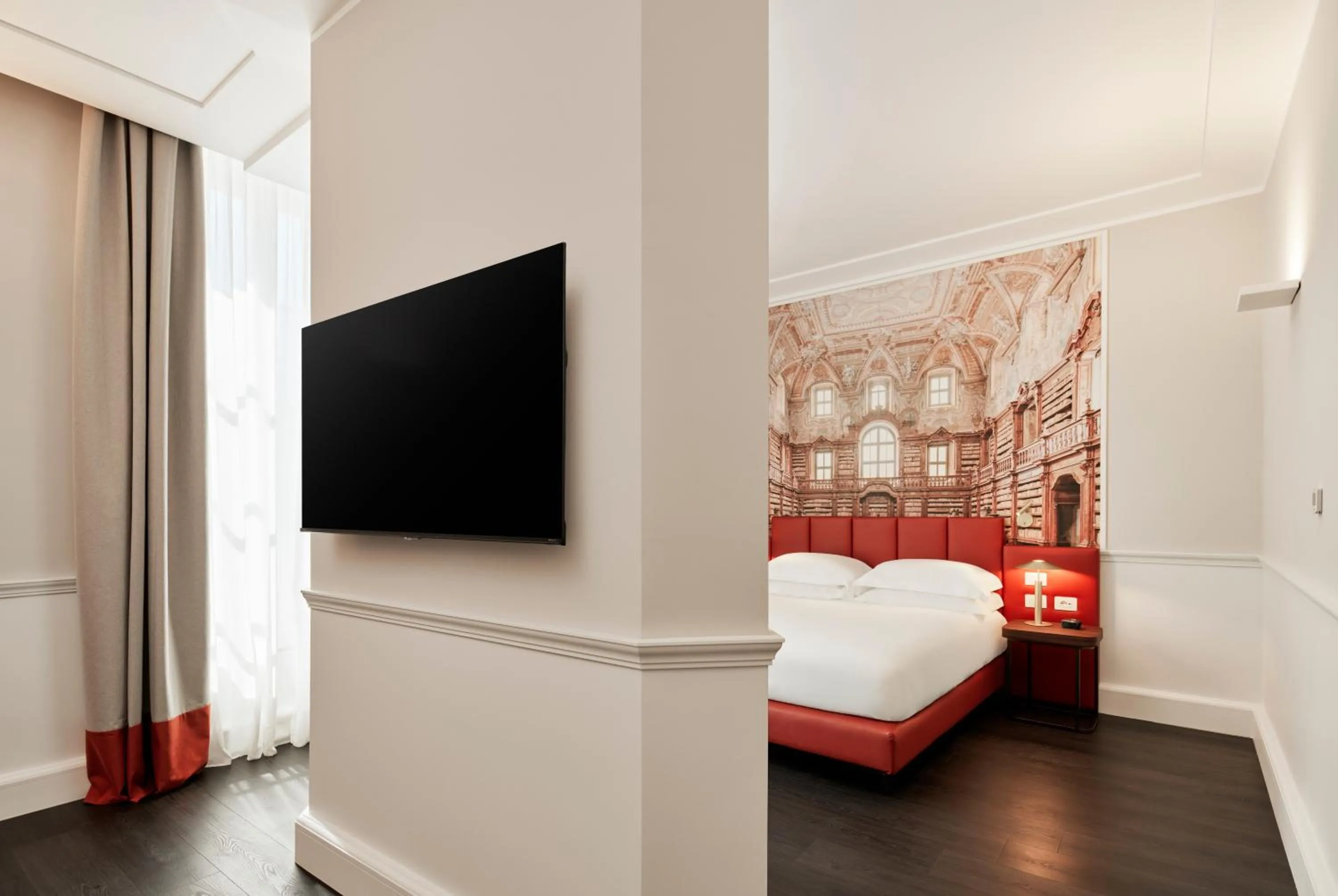 Photo of the whole room, Bed in Palazzo Caracciolo Naples