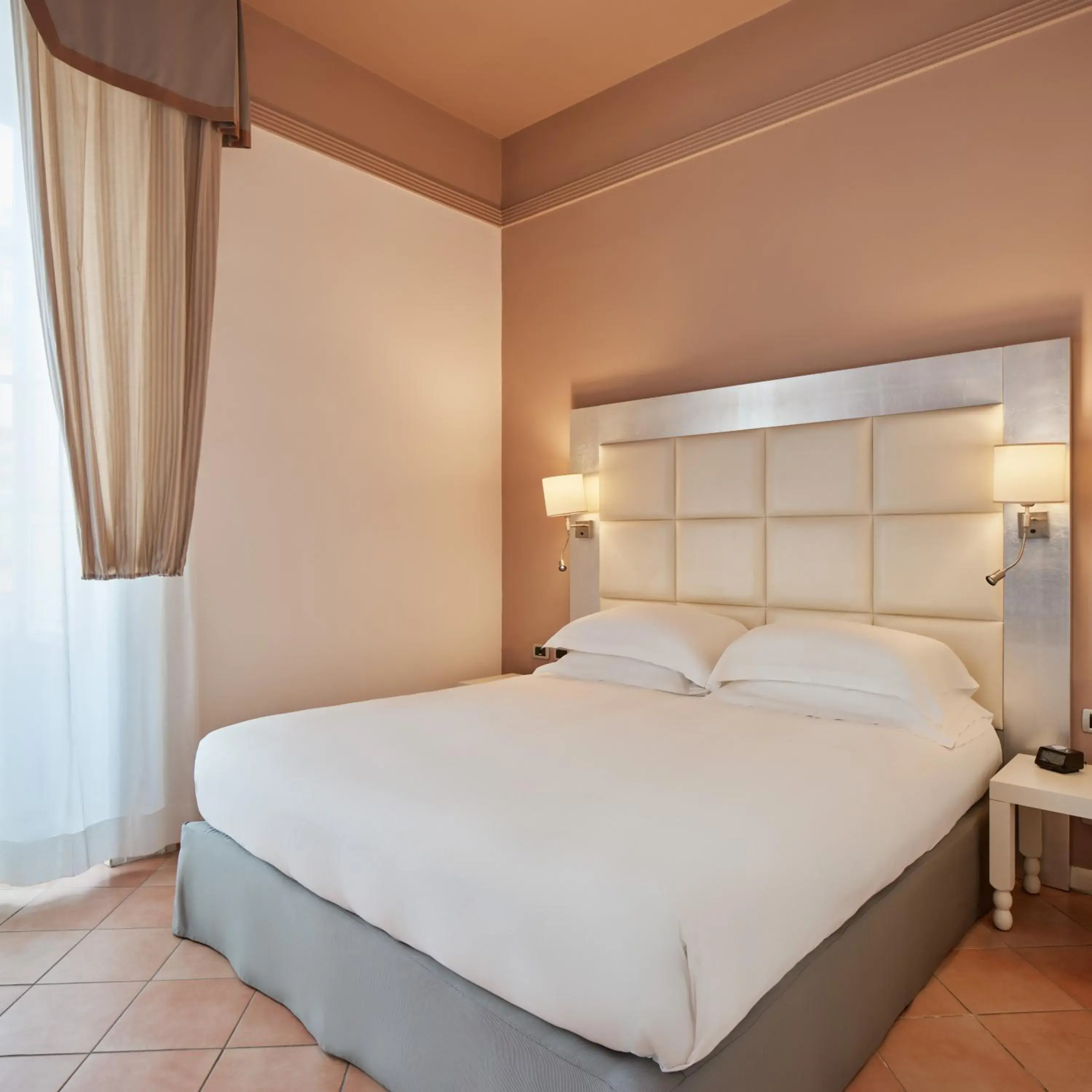 Deluxe King Room with Sofa Bed in Palazzo Caracciolo Naples Deluxe King Room with Sofa Bed in Palazzo Caracciolo Naples