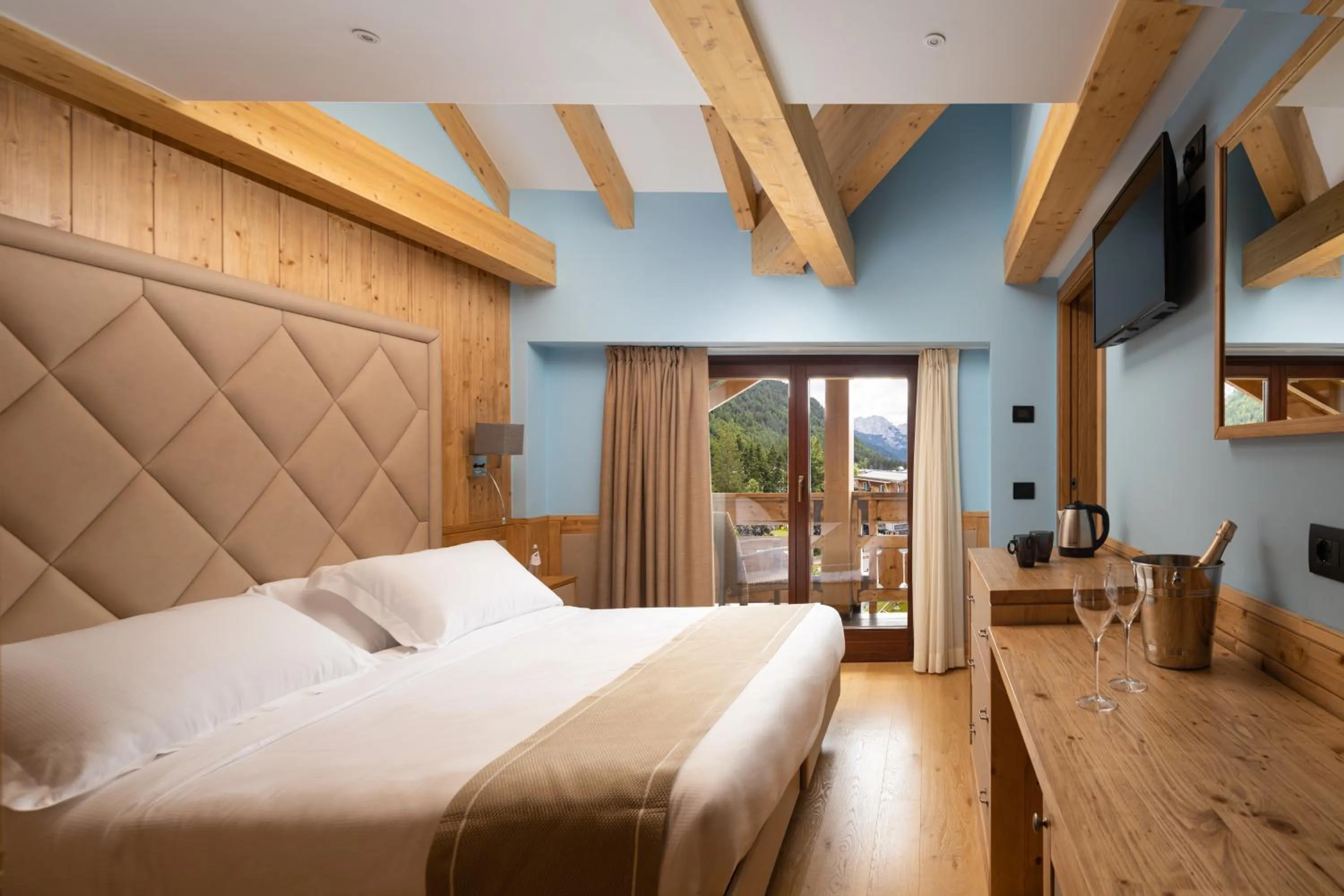 Bed in Hotel Splendid