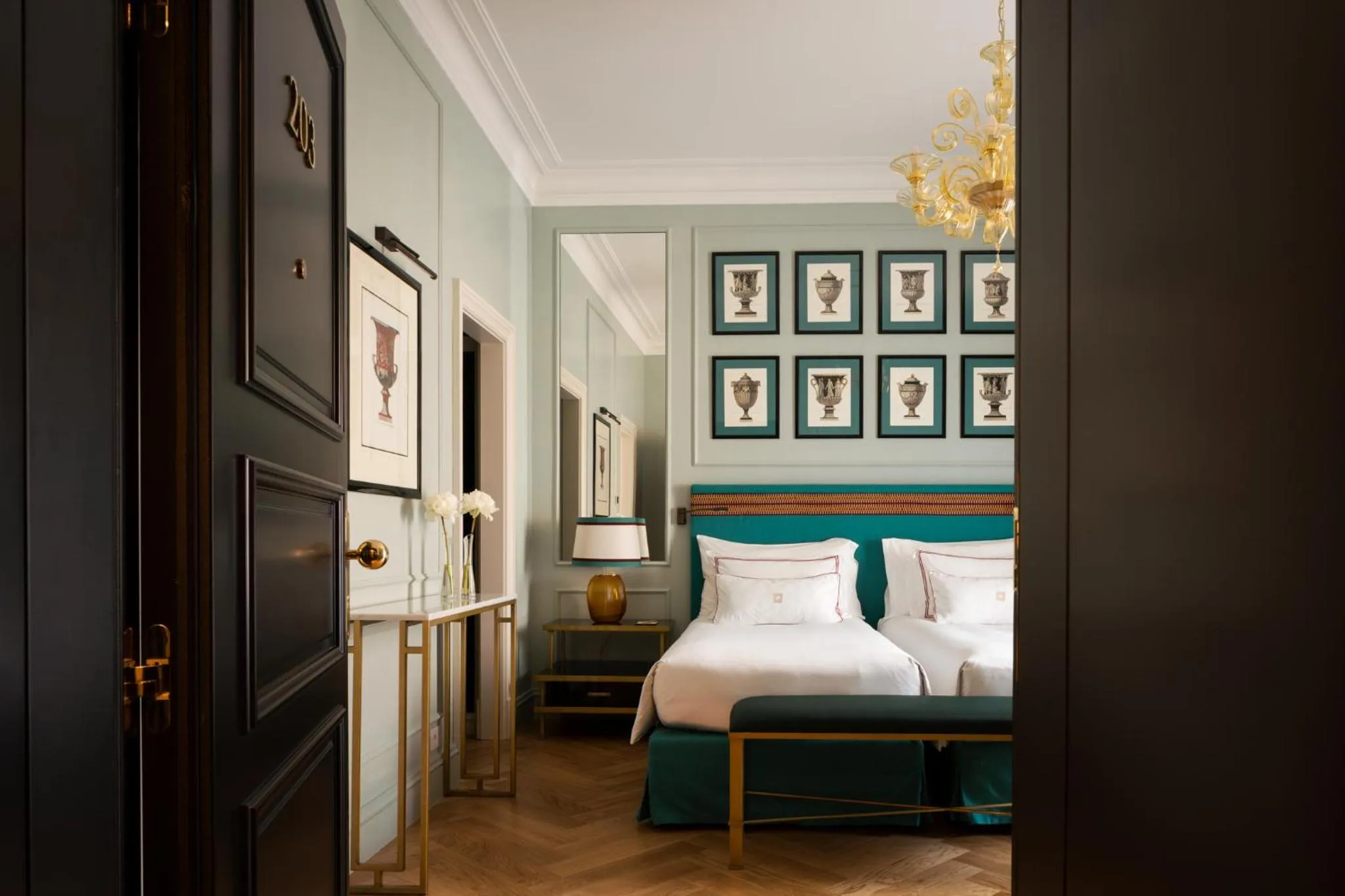 View (from property/room), Bed in Palazzo Ripetta