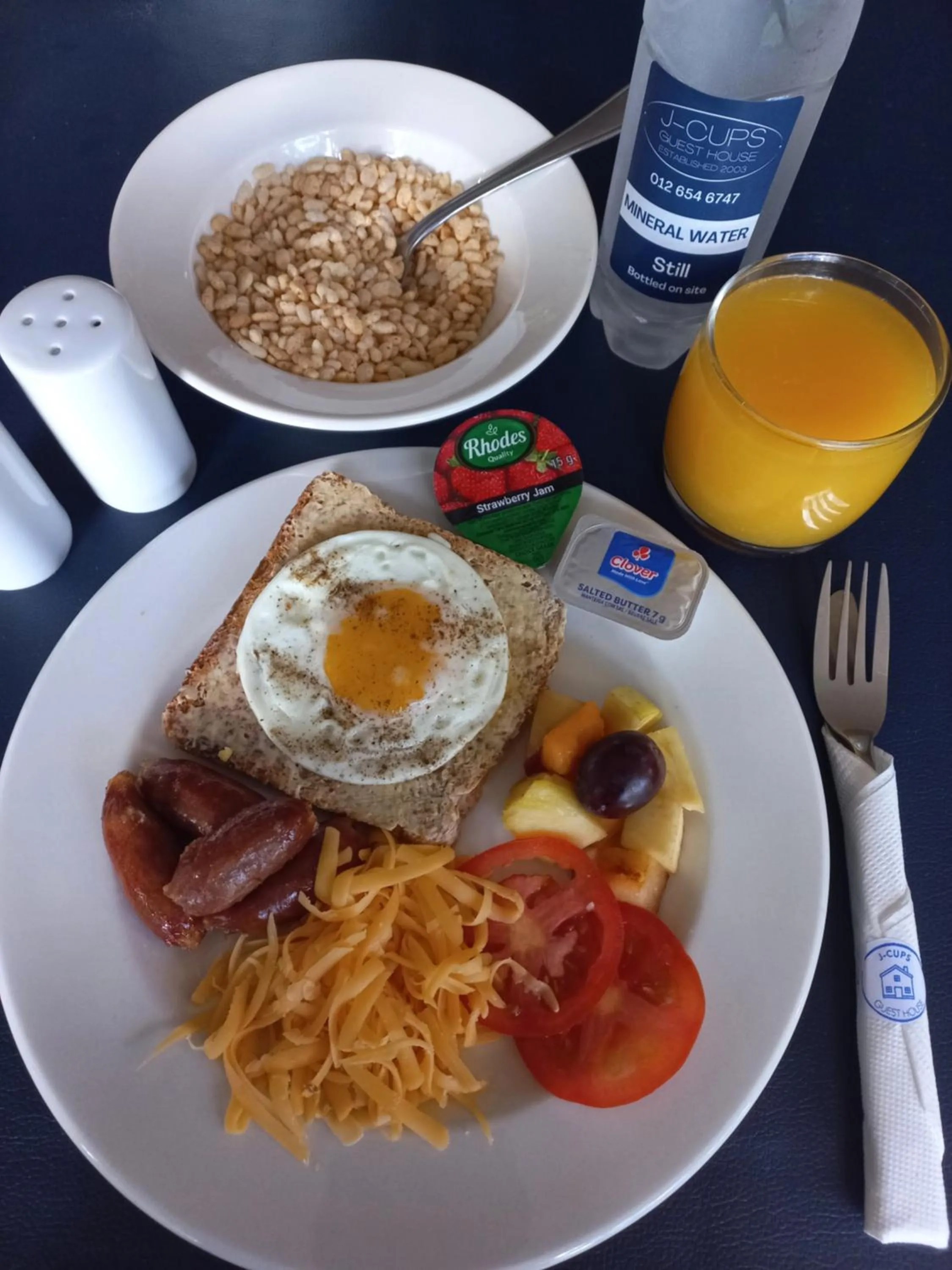 Breakfast in J'Cups Guest House