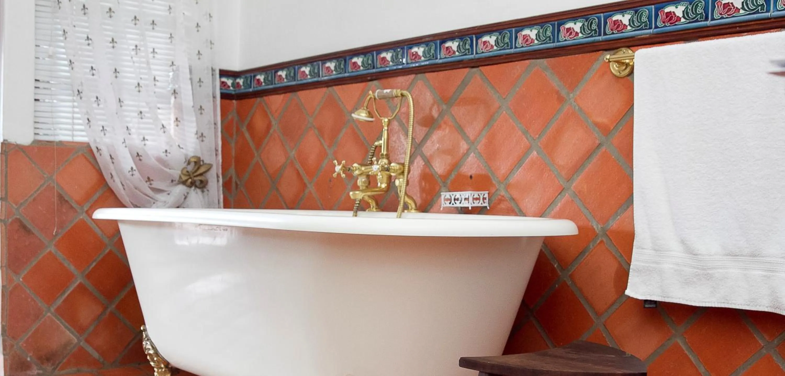 Bathroom in J'Cups Guest House