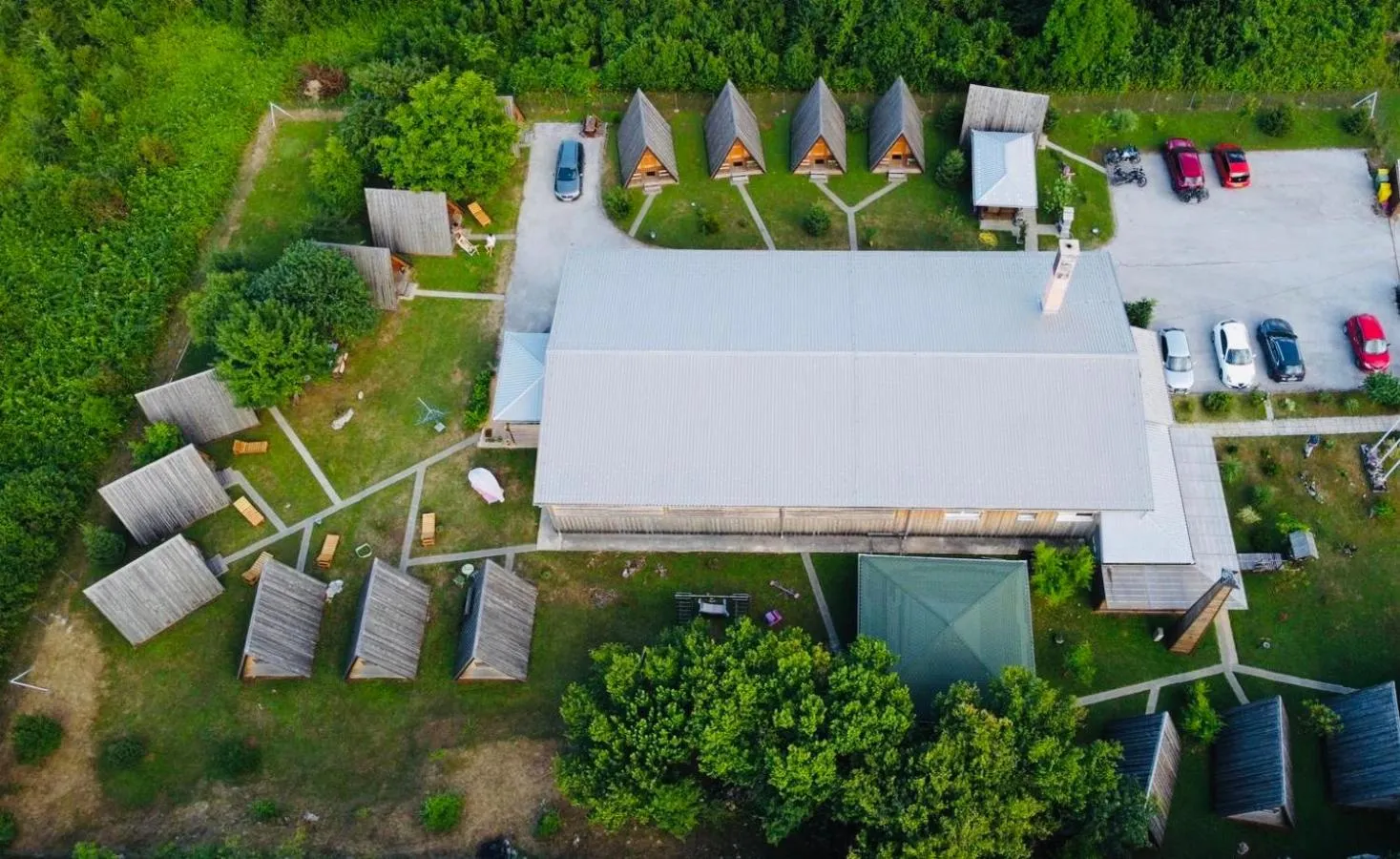 Property building in Rooms & Glamping Lana Haus