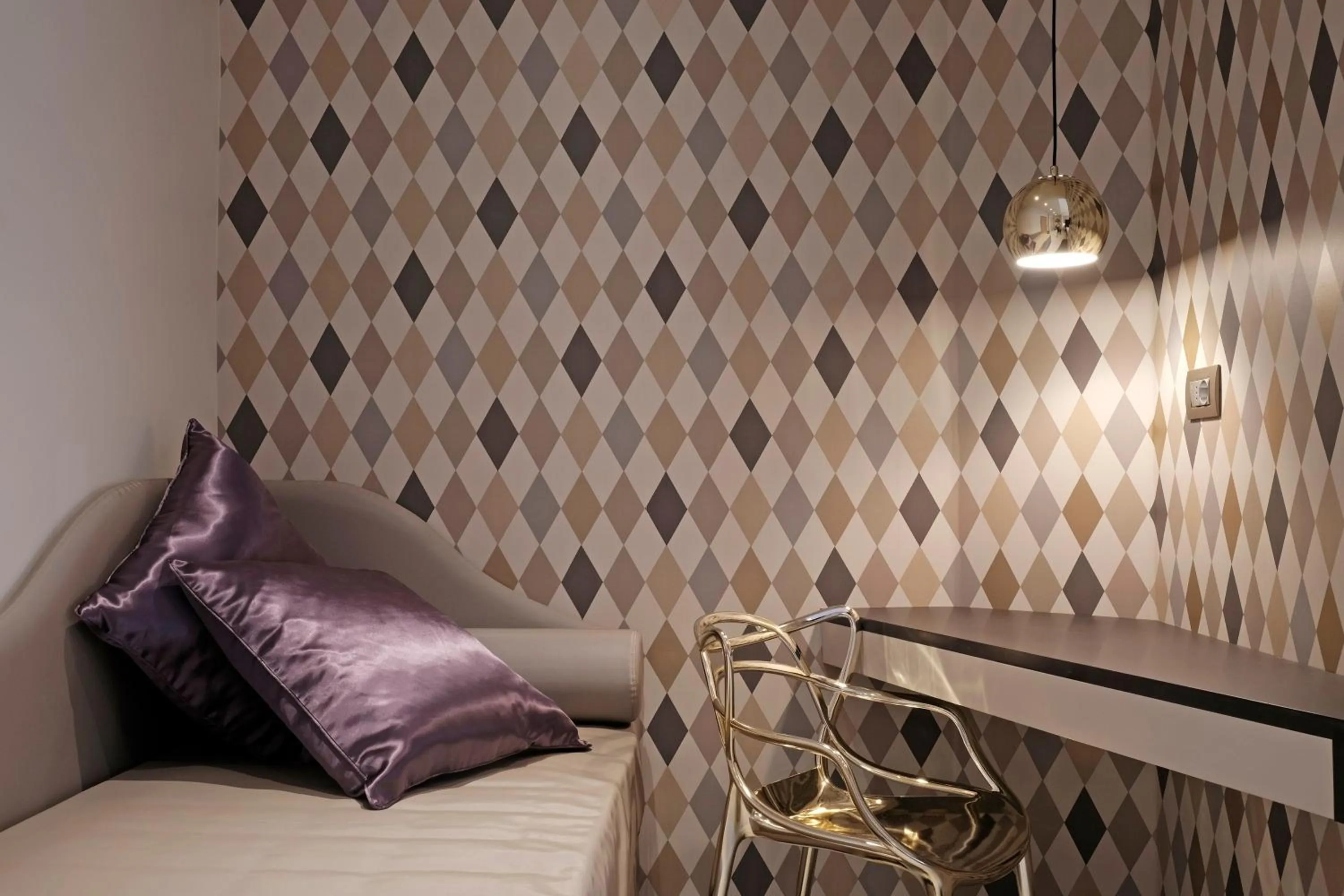 Bed in Hotel Corso Alaxi Hotels