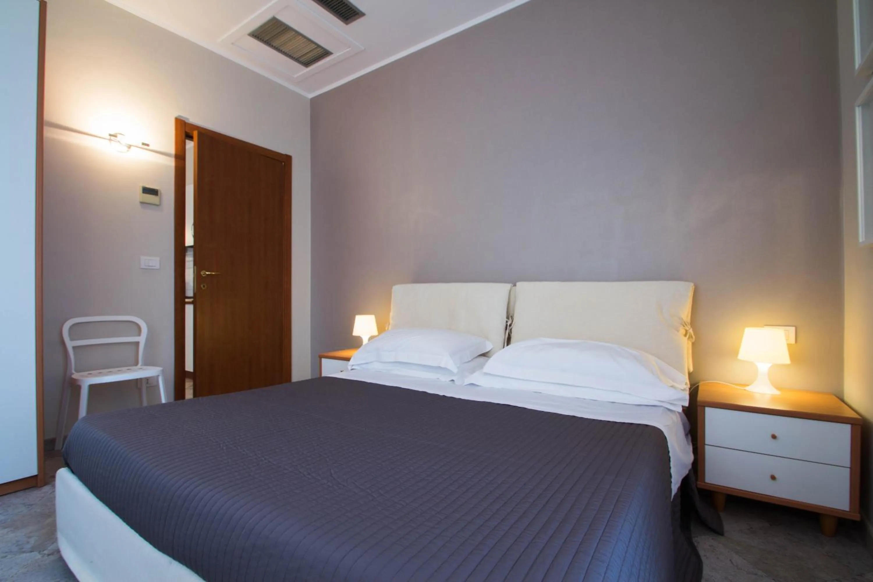 Bedroom, Bed in Hotel Corso Alaxi Hotels
