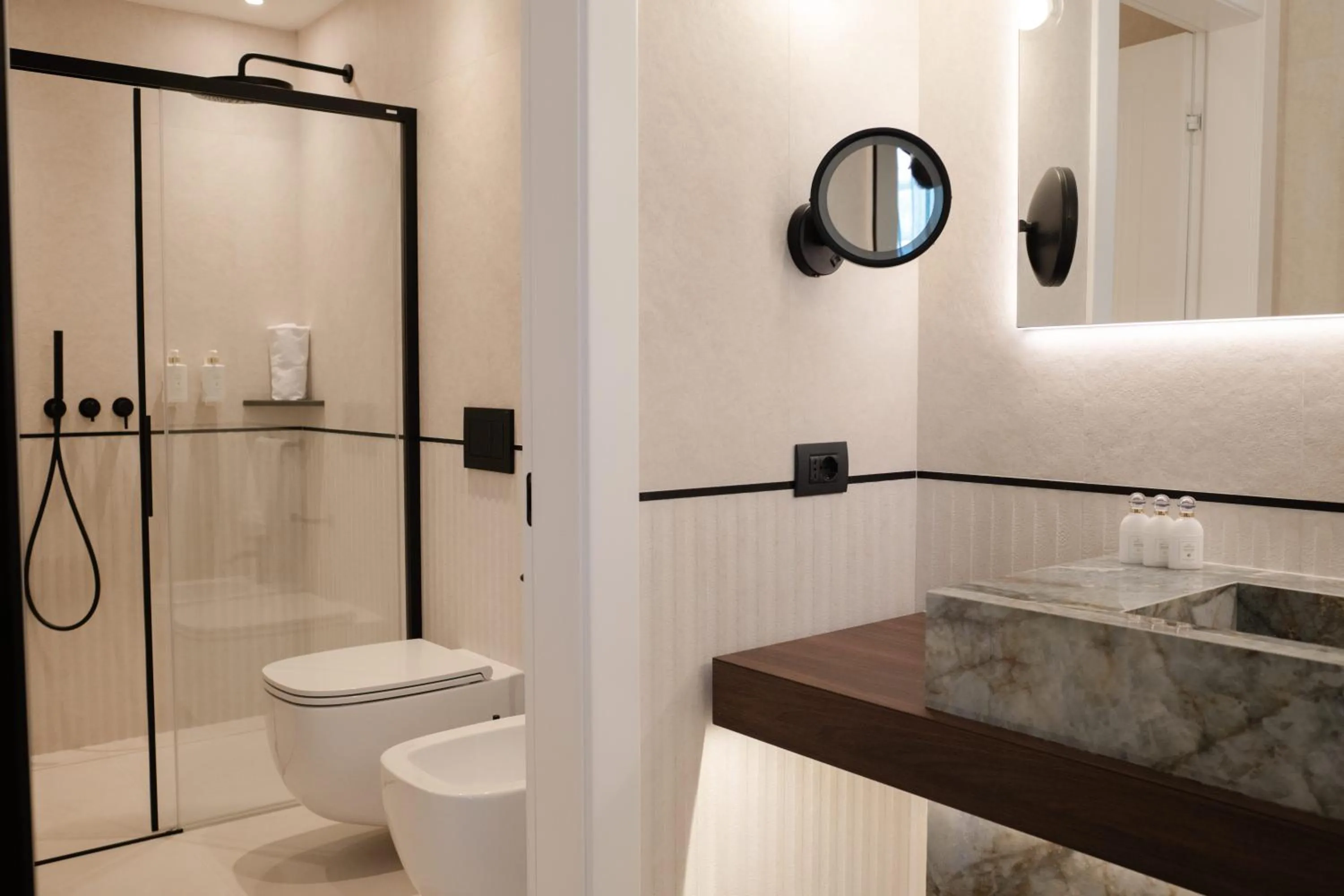 Bathroom in Emme Palace Hotel & Spa