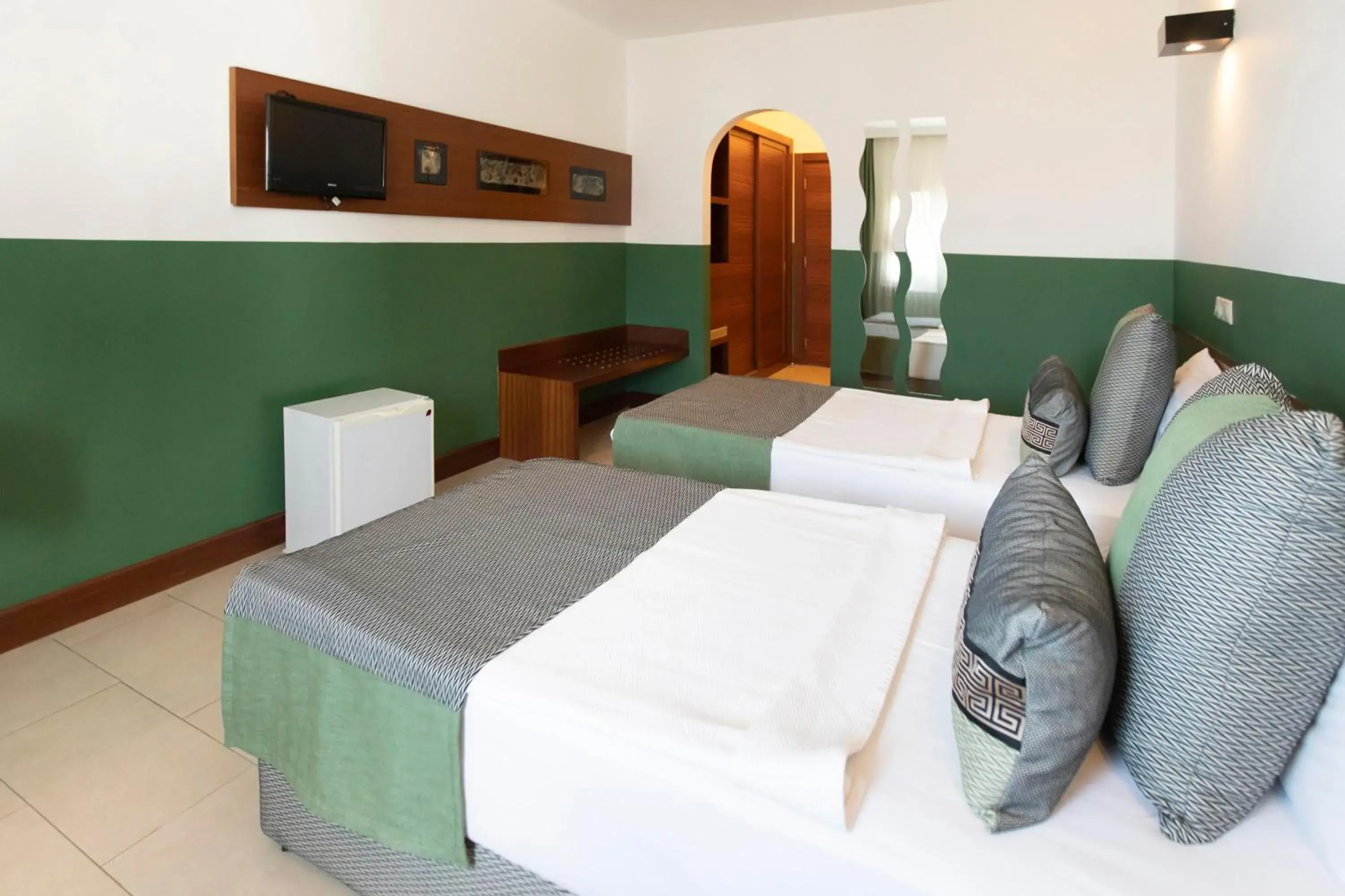 Standard Double or Twin Room in Manastir Hotel & Suites Standard Double or Twin Room in Manastir Hotel & Suites
