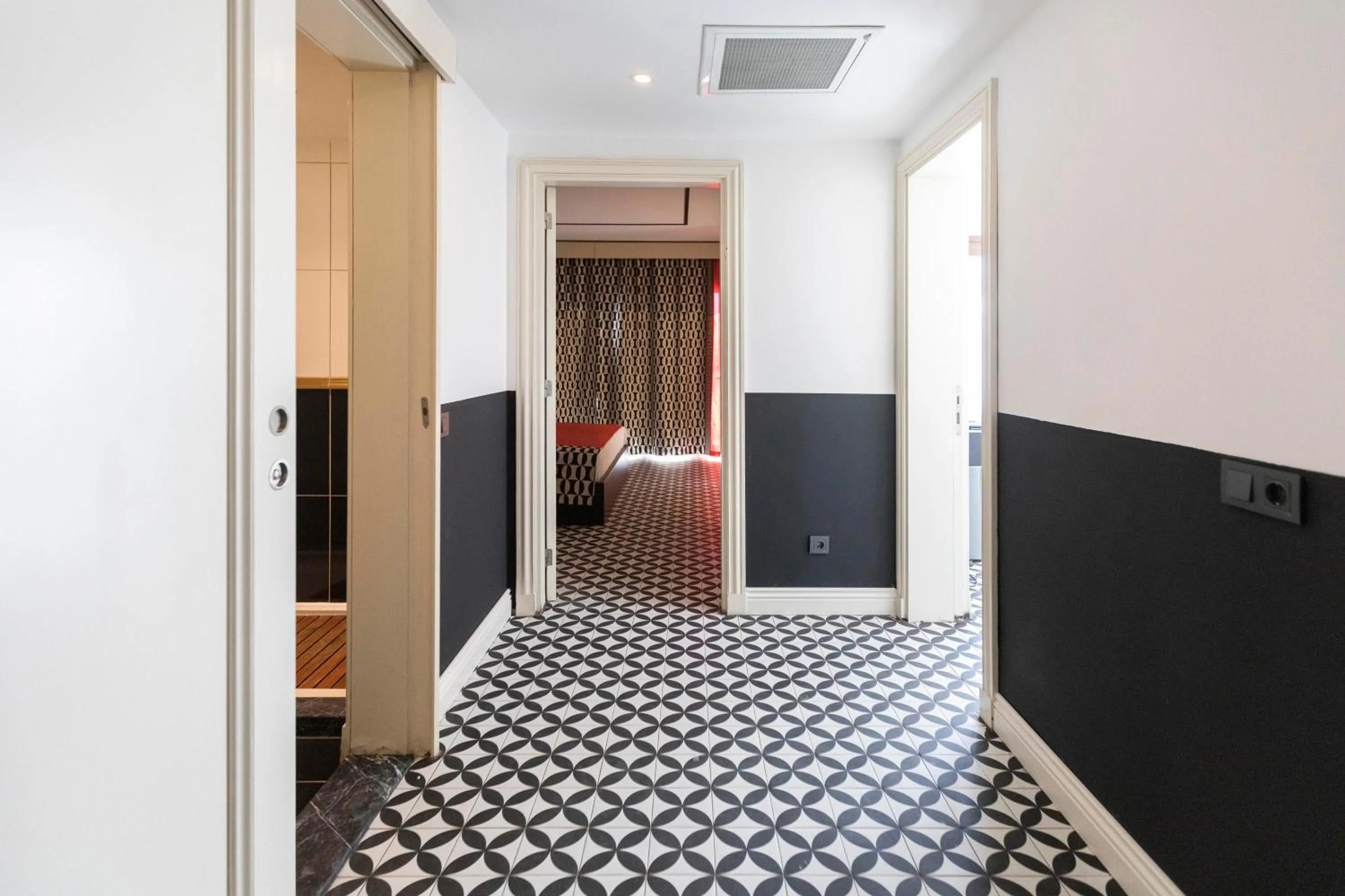 Bed in Manastir Hotel & Suites