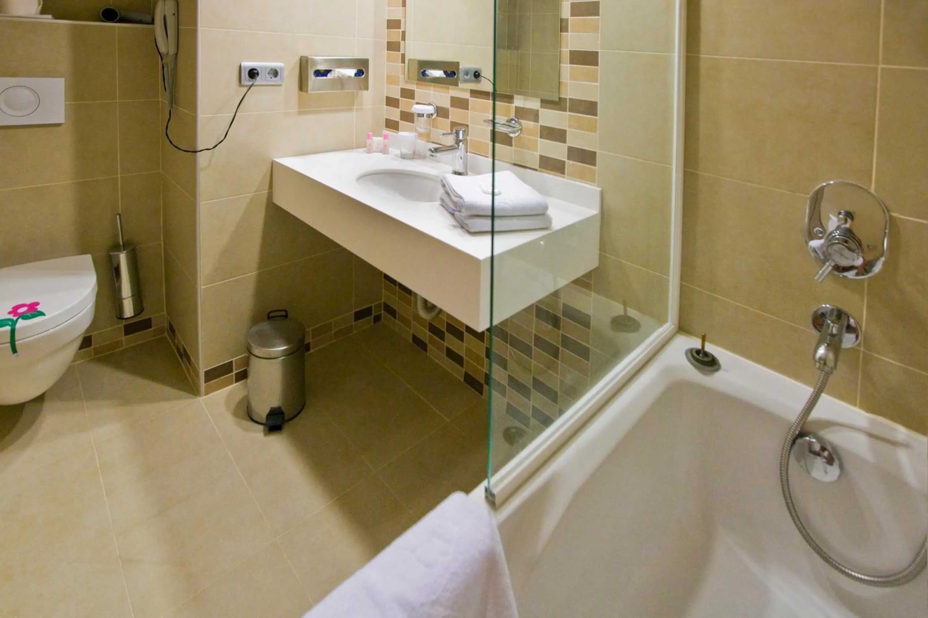 Toilet in Fantasia Deluxe Hotel