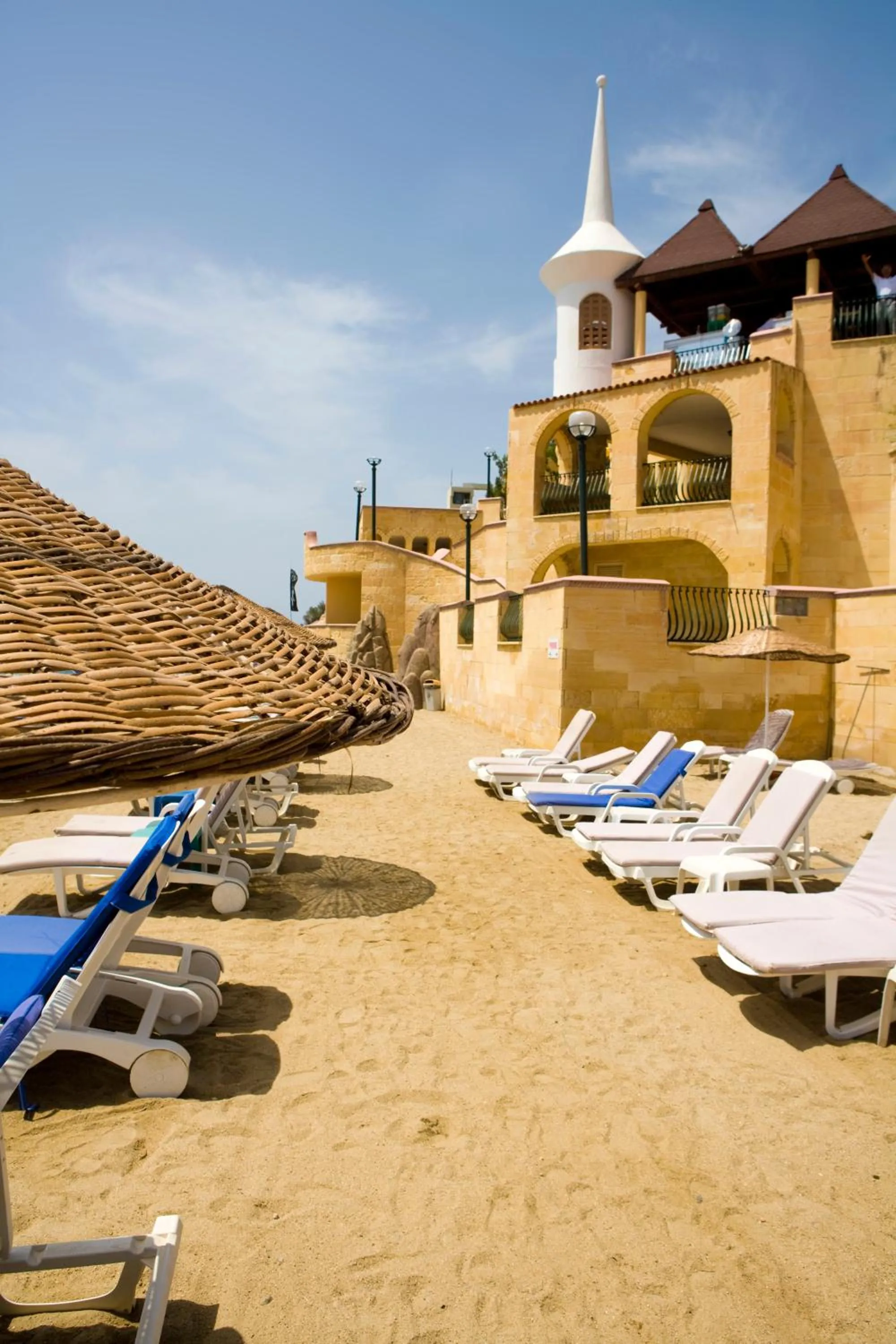 Property building in Fantasia Deluxe Hotel