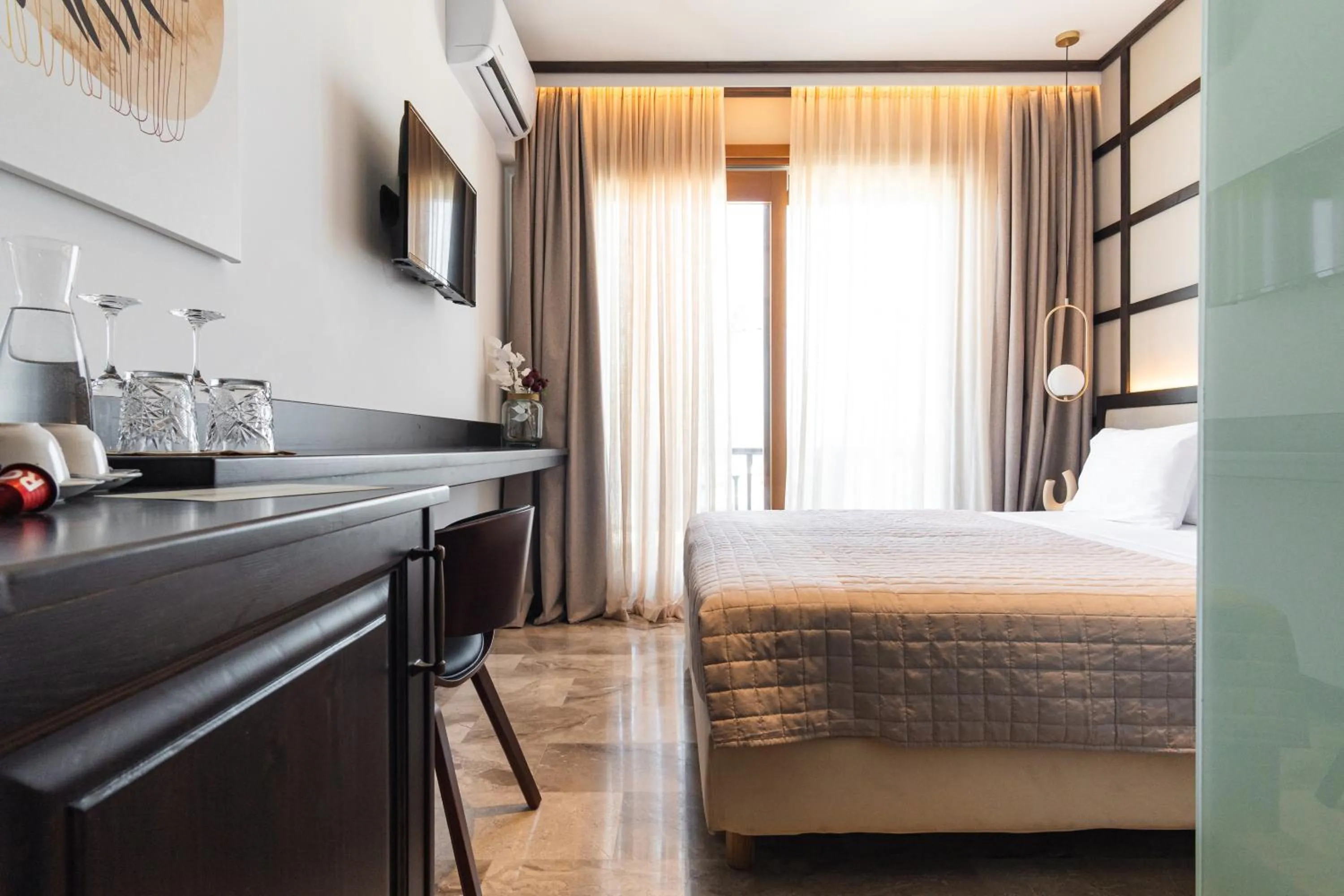 Bed in Sunrise Hotel