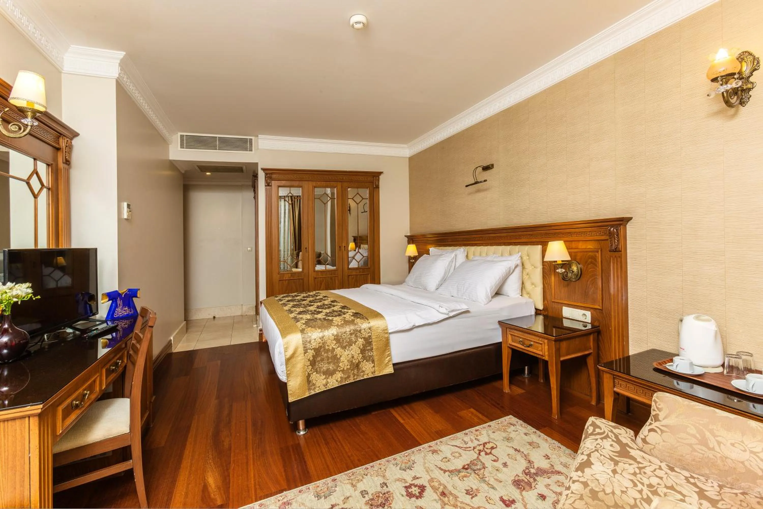 Bed in Acra Hotel - Special Category