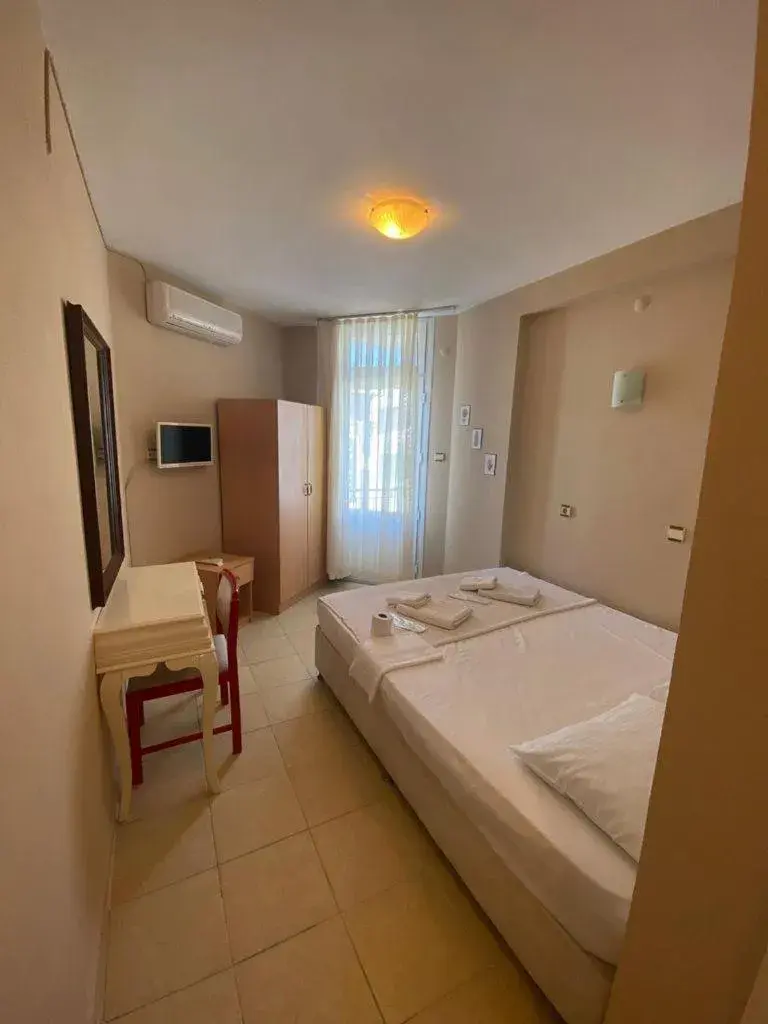 Double Room in Nese Hotel Double Room in Nese Hotel