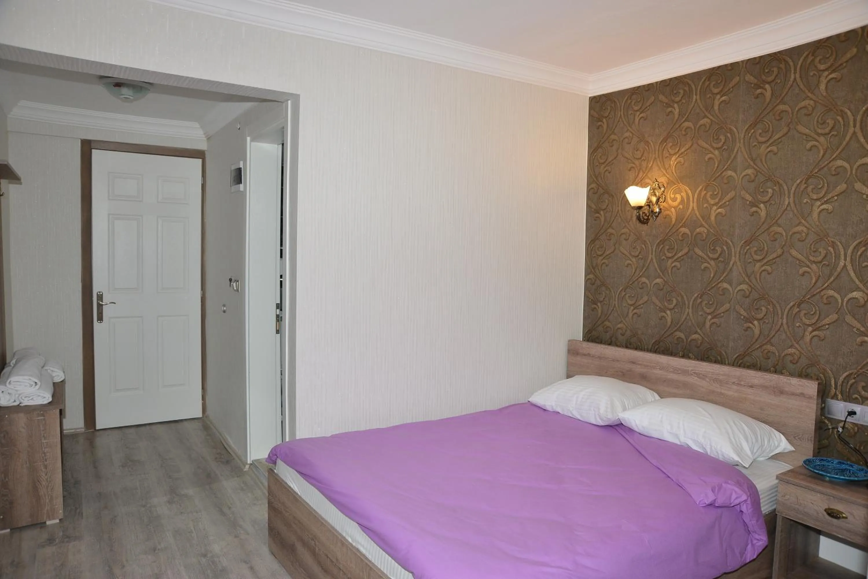 Photo of the whole room in Ozbay Hotel