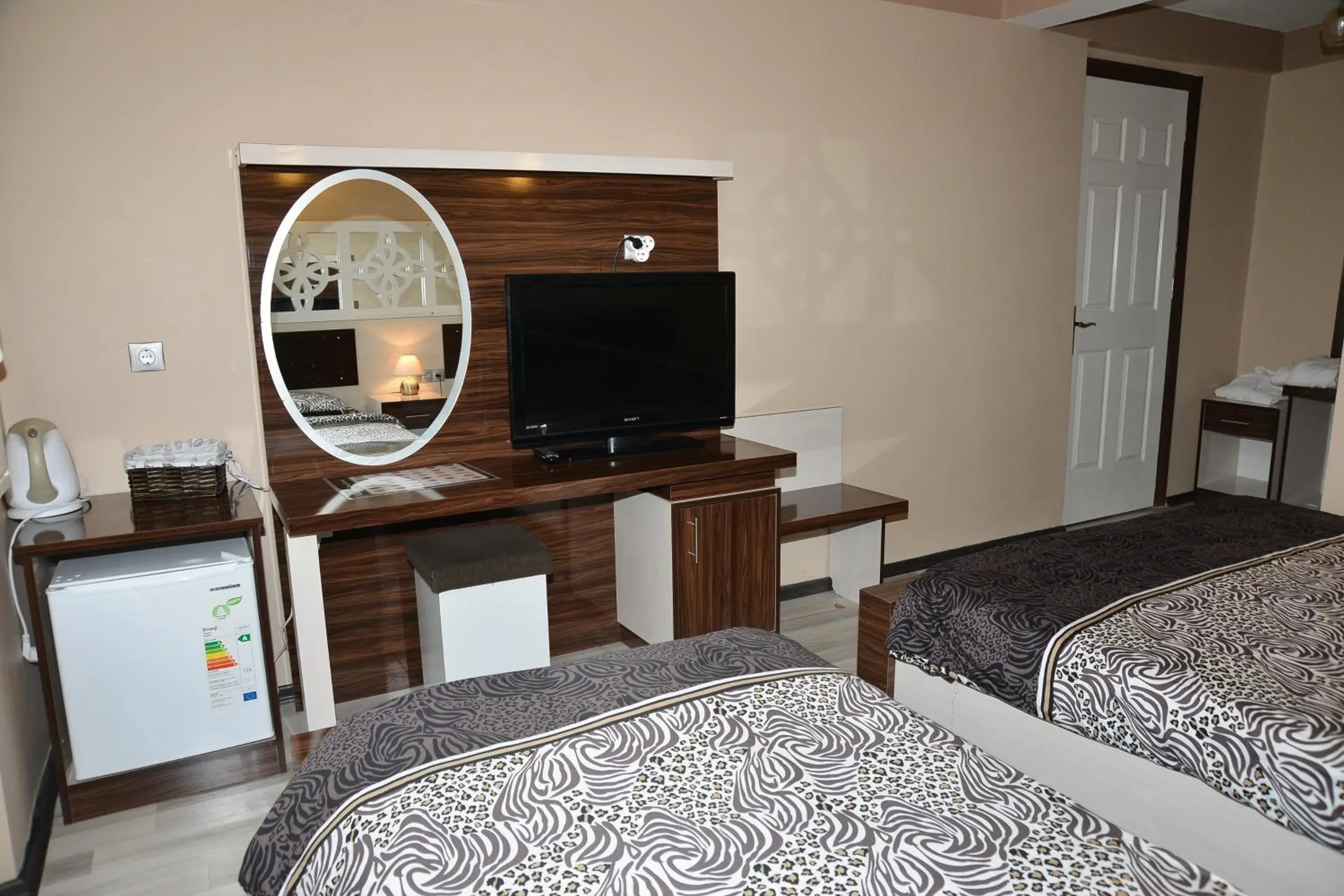 Deluxe Triple Room with Balcony in Ozbay Hotel Deluxe Triple Room with Balcony in Ozbay Hotel