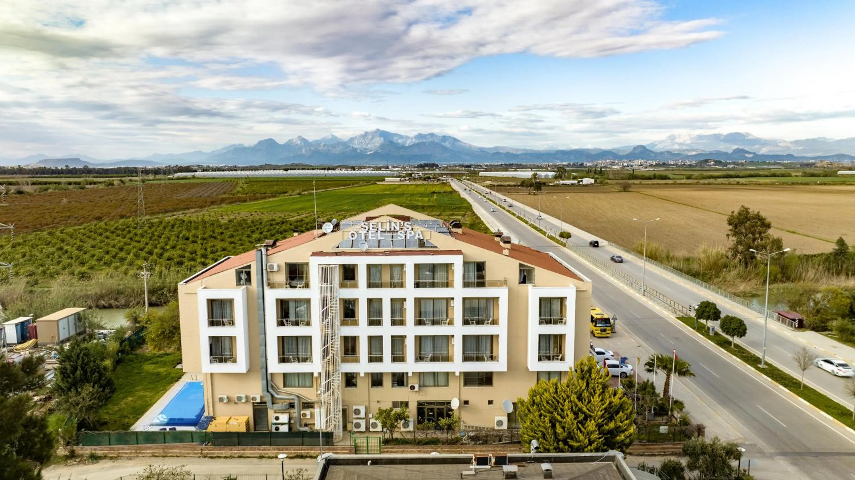 Property building in selin otel spa belek