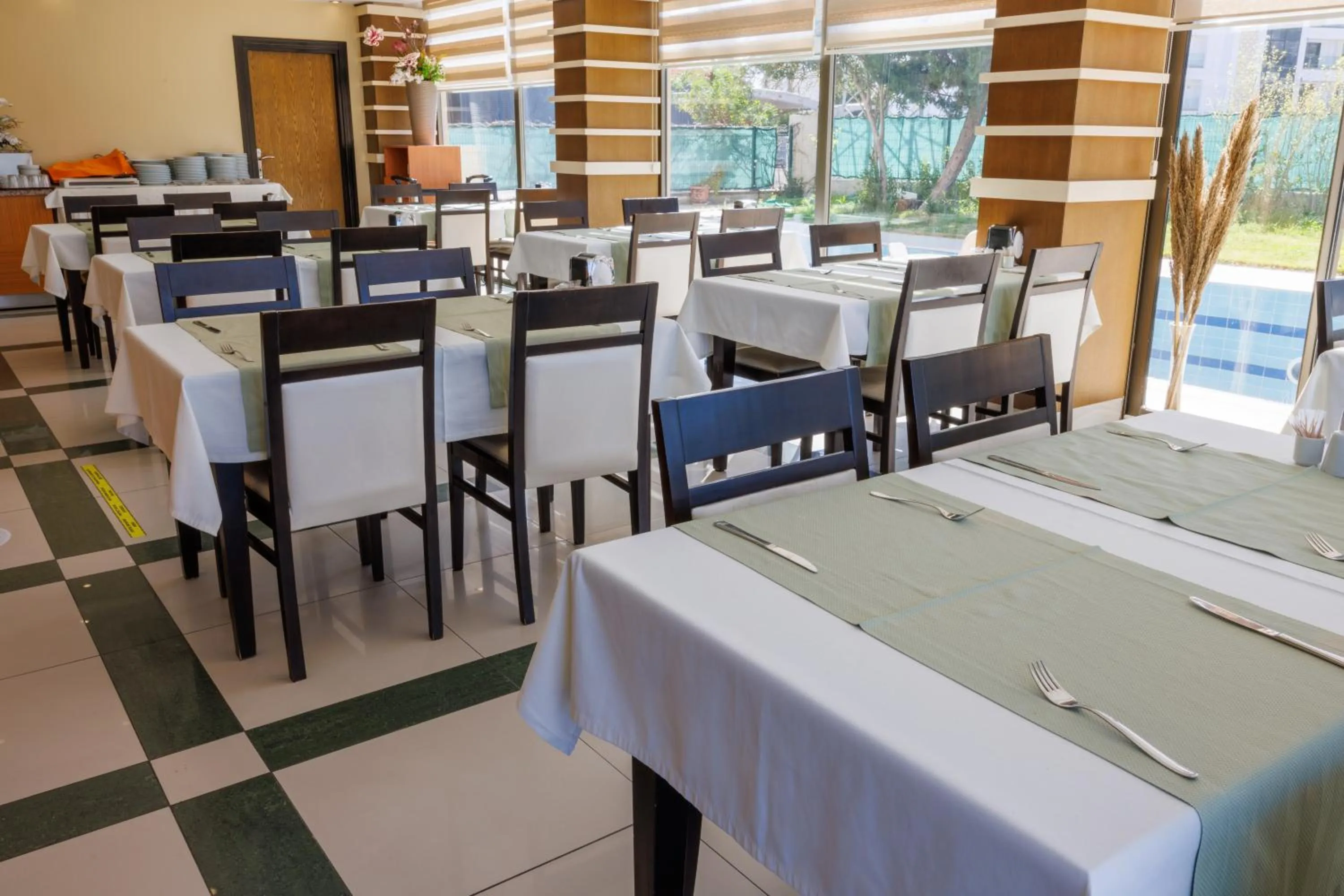 Restaurant/places to eat in selin otel spa belek