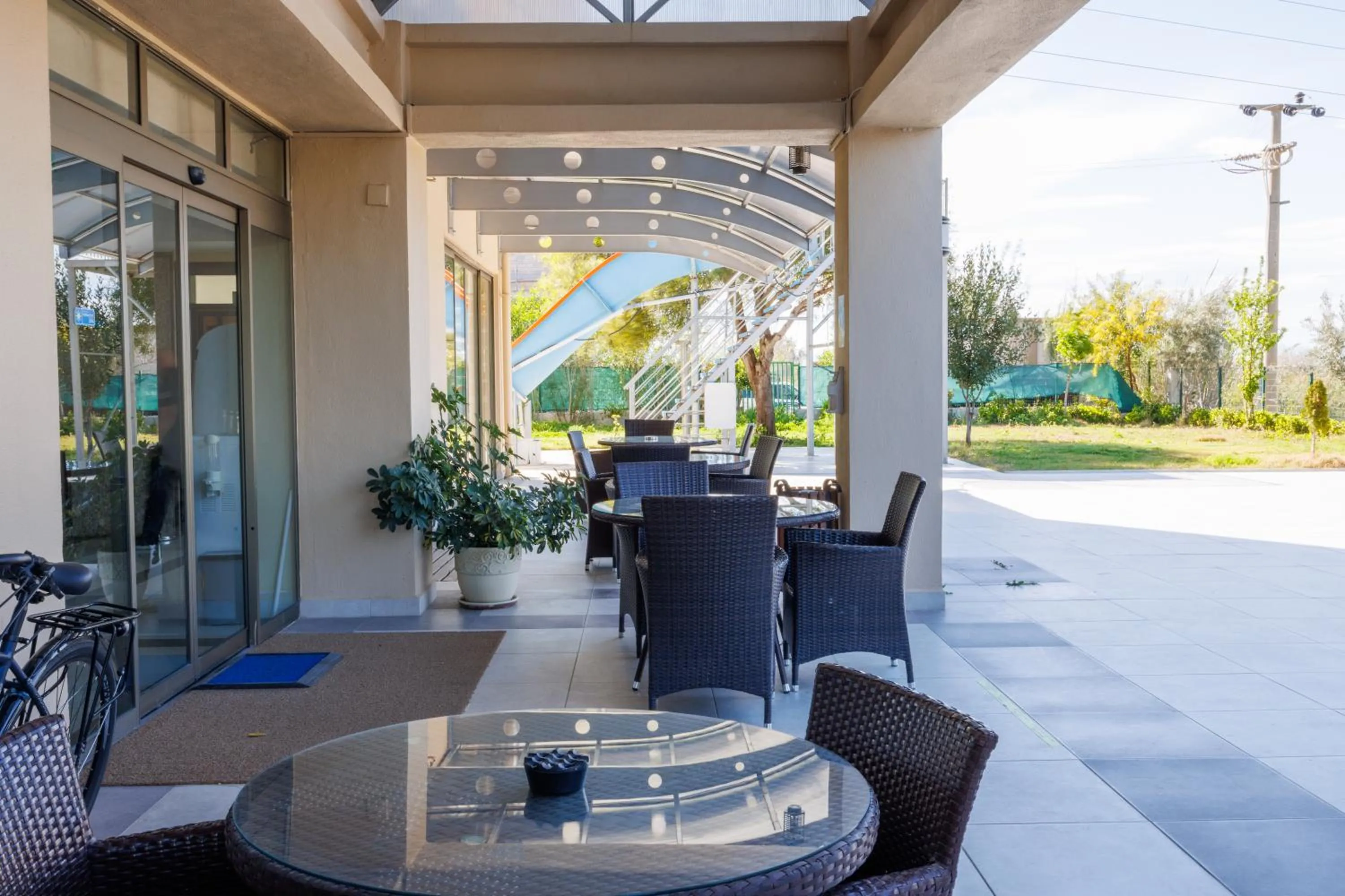 Patio in selin otel spa belek