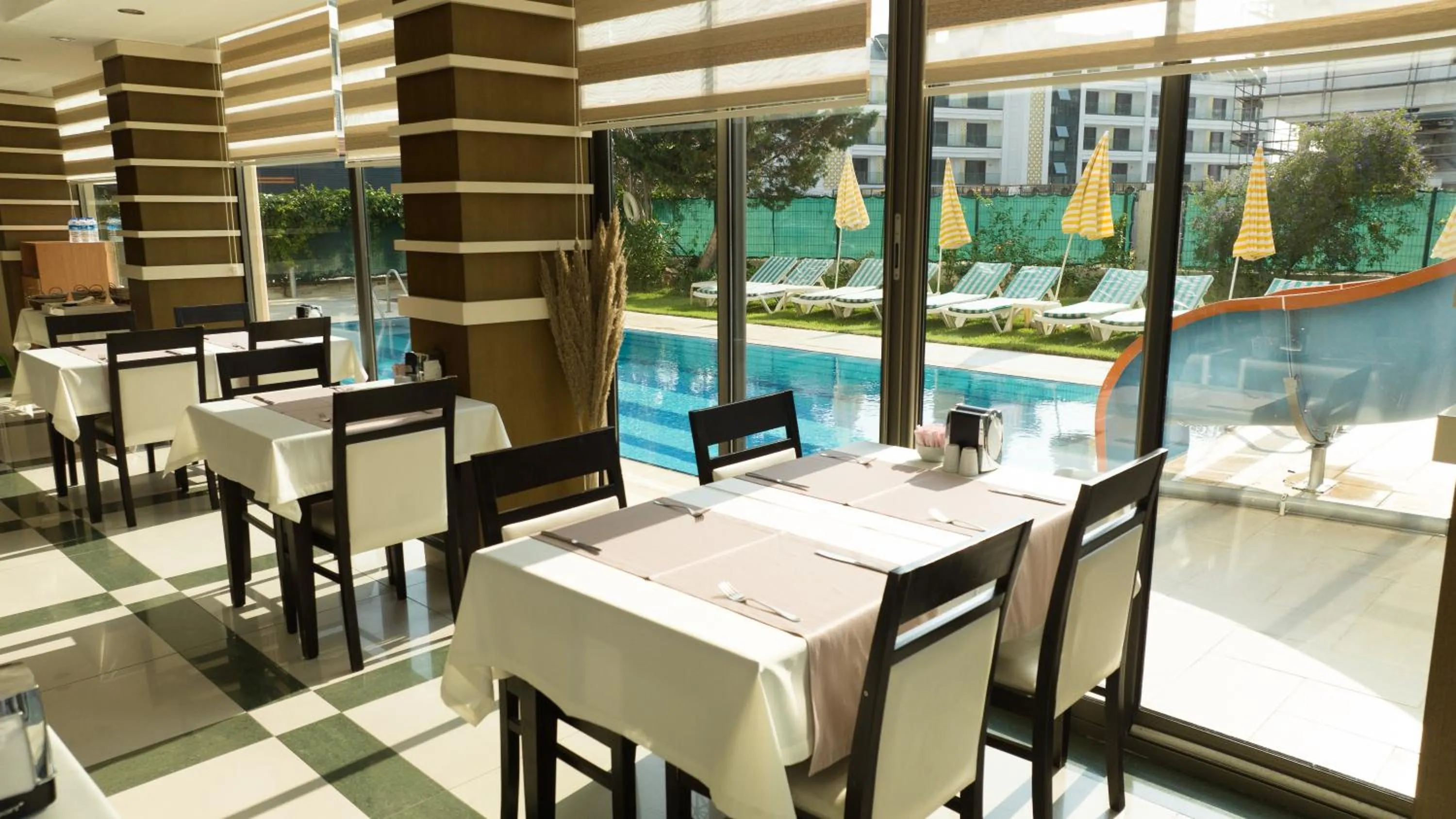 Restaurant/places to eat in selin otel spa belek