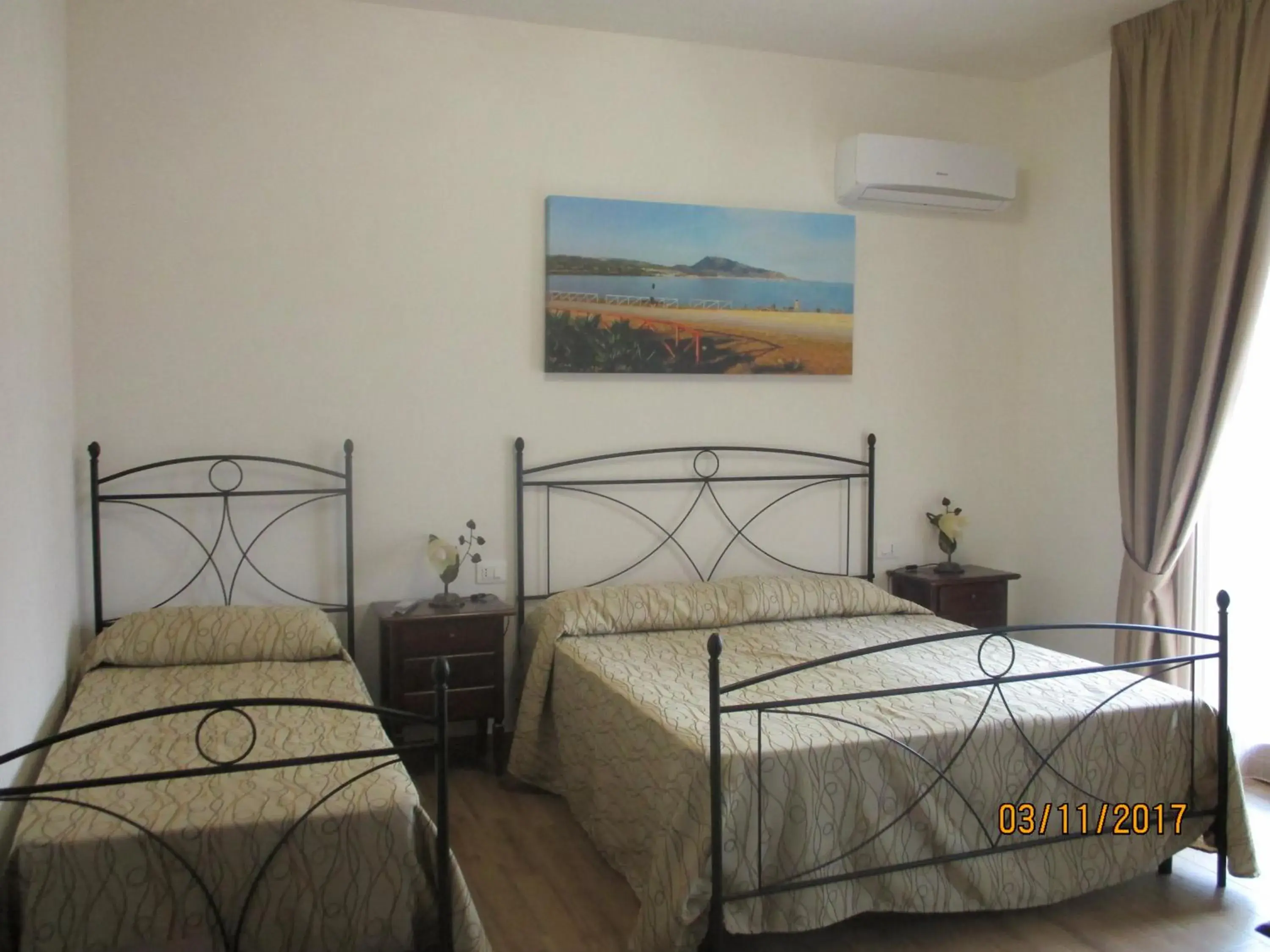 Classic Triple Room in B&B Castiglione Classic Triple Room in B&B Castiglione